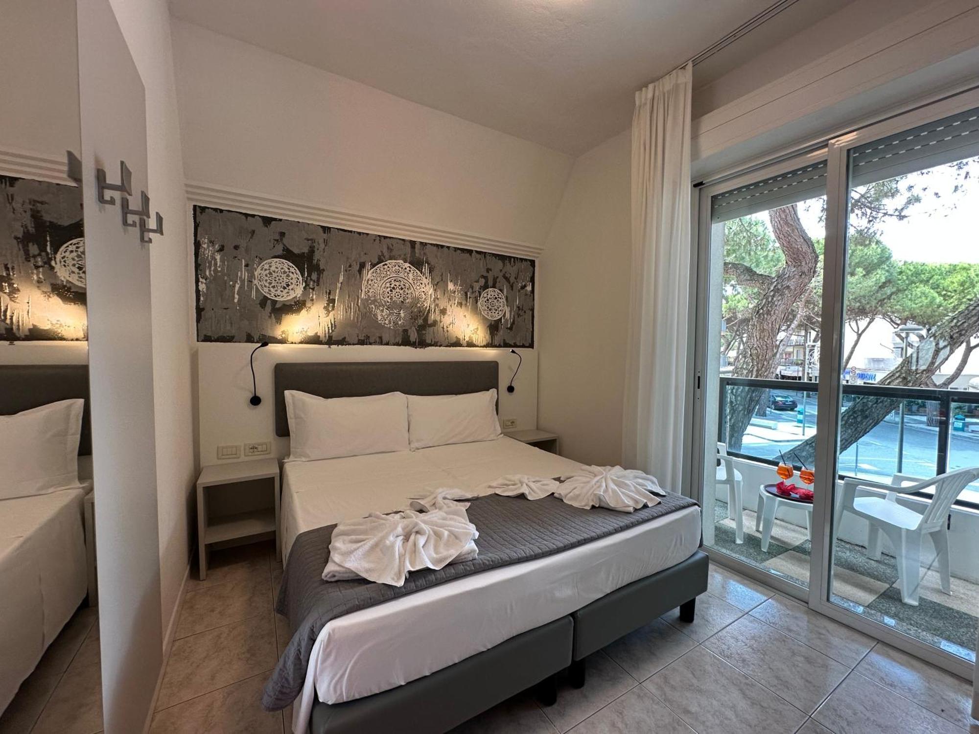 Superior Double or Twin Room Terrace