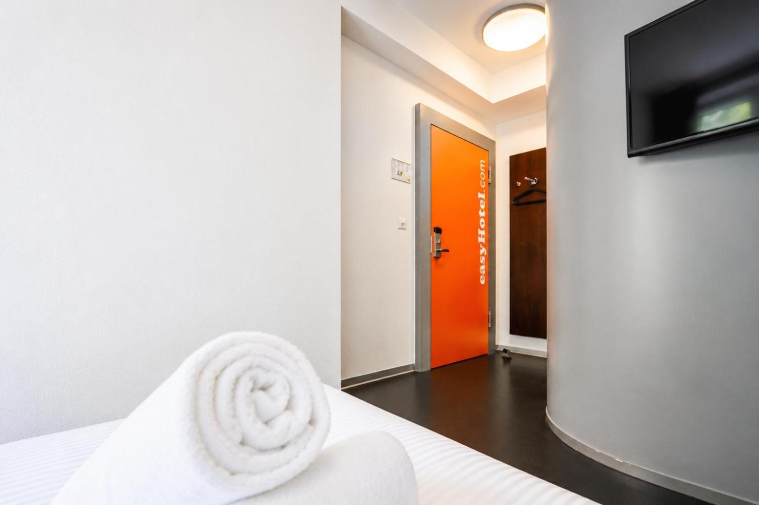 Economy Double Room 1