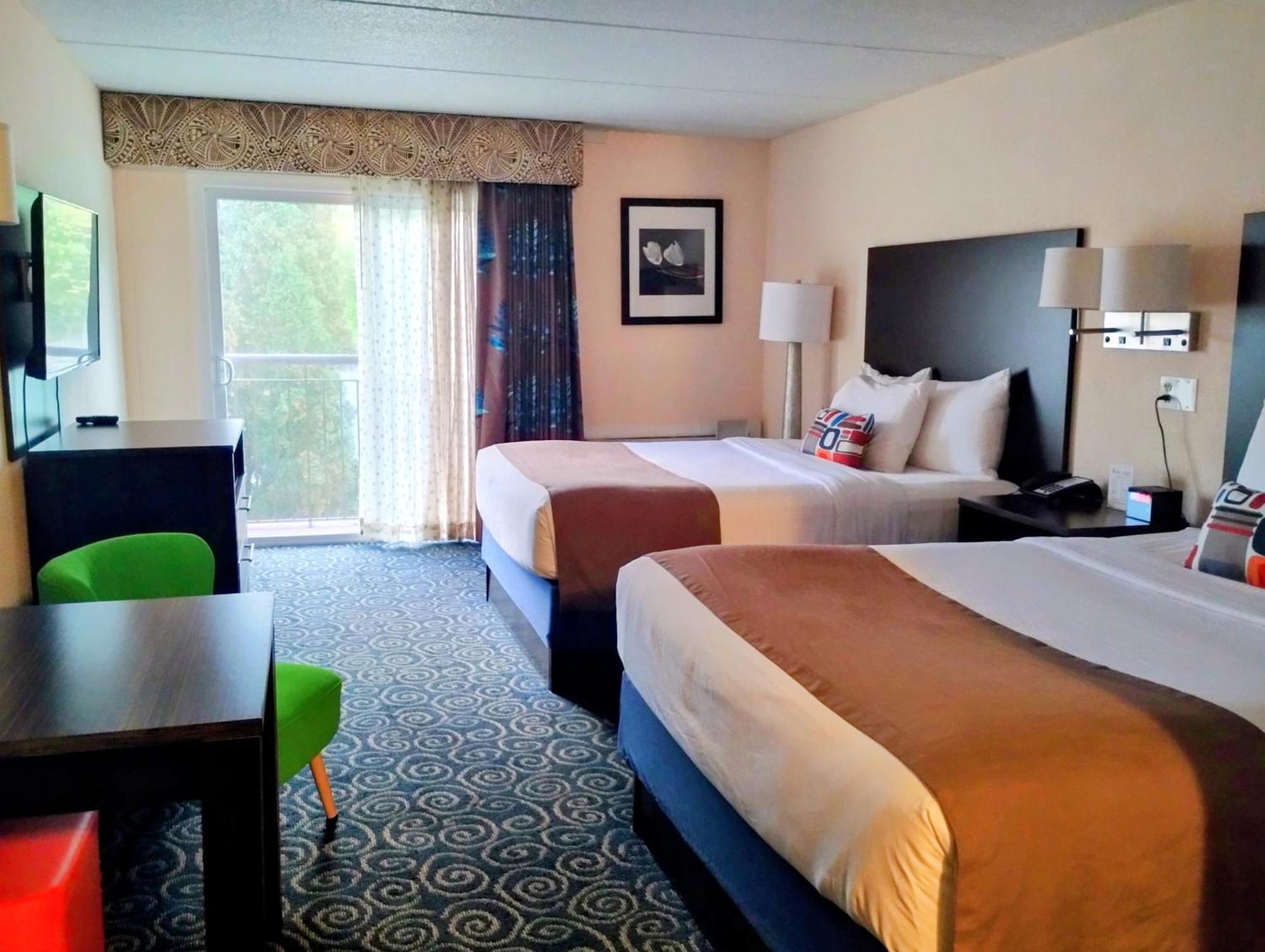 Deluxe Queen Room Two Queen Beds