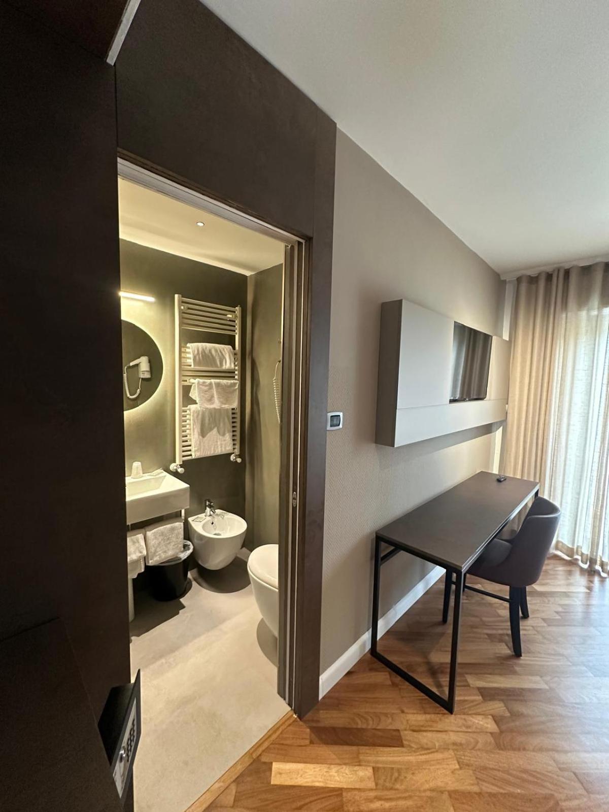 Standard Double or Twin Room Spa Access