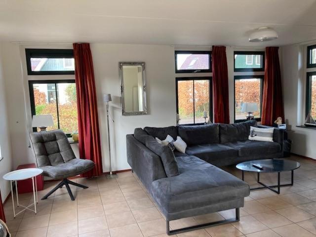 Koningshoeve 6