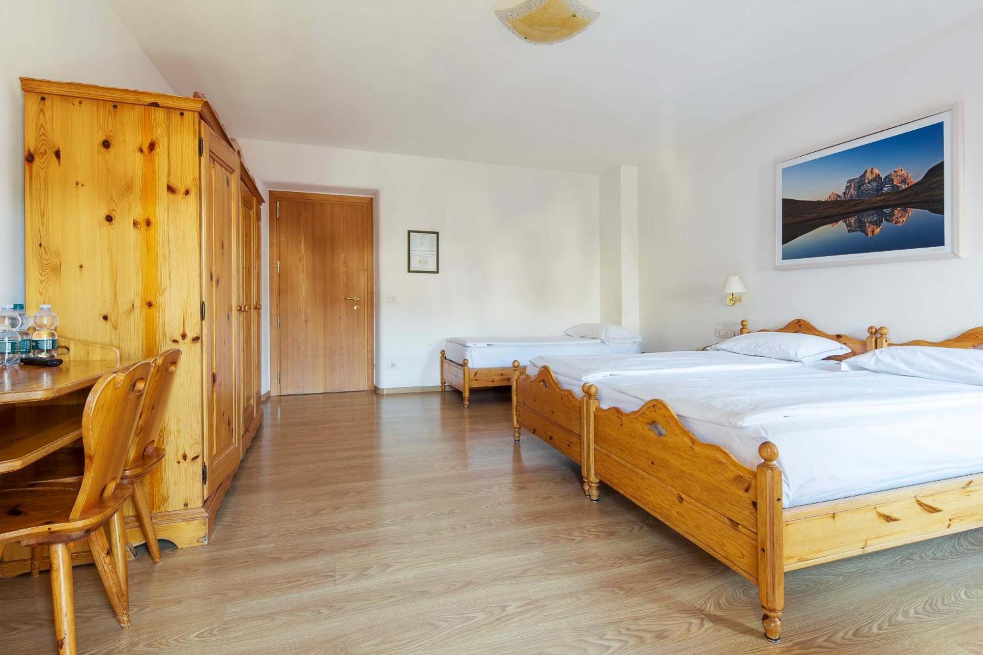 Comfort Triple Room