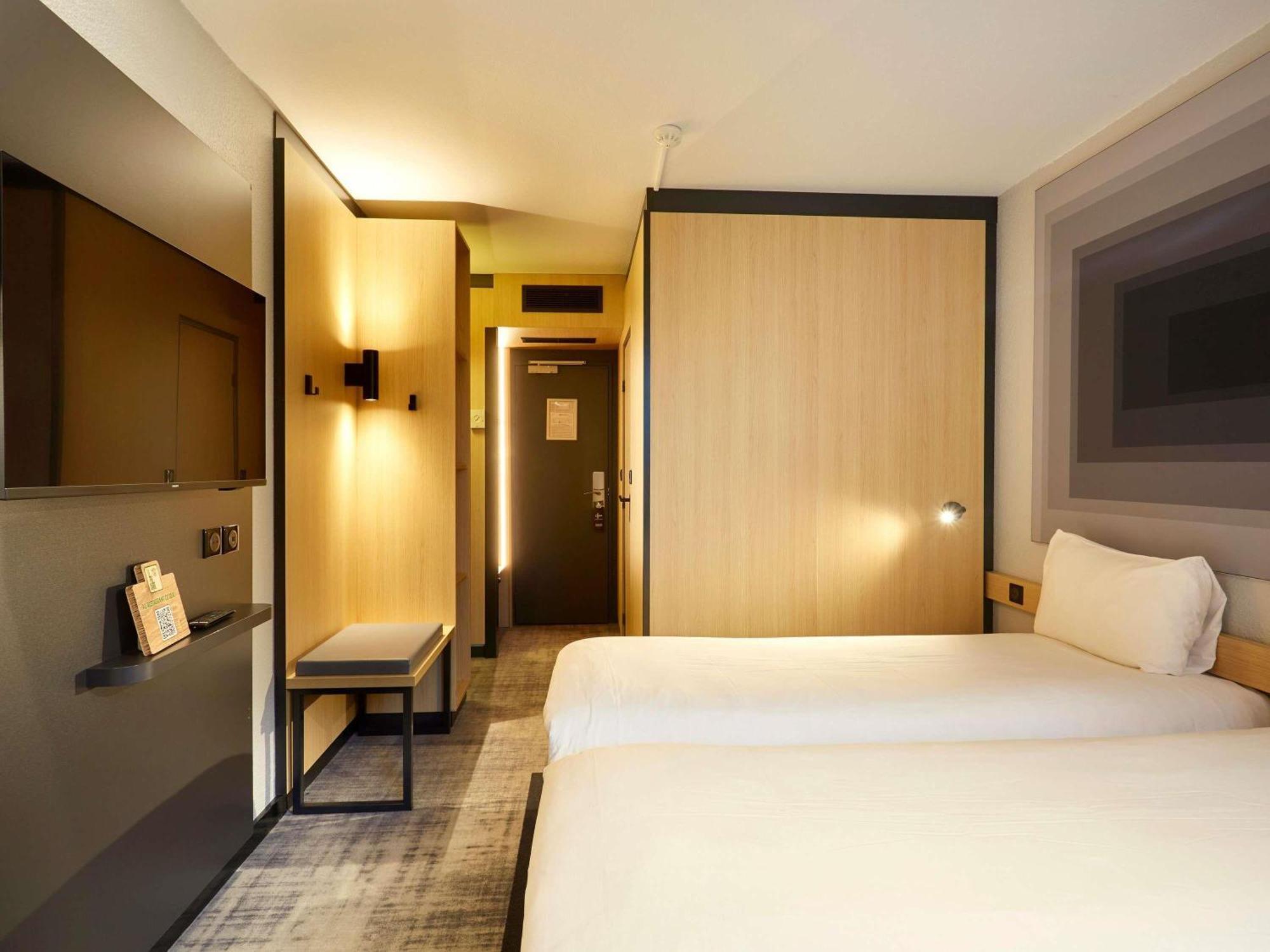 Standard Room Two Single Beds