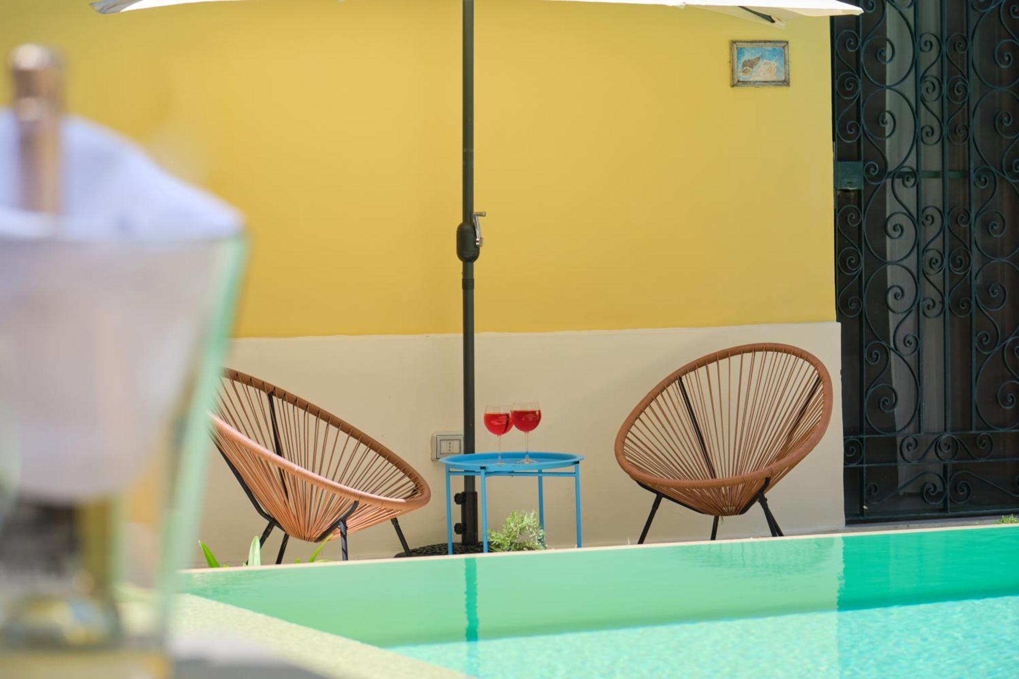 Deluxe Double Room Garden View
