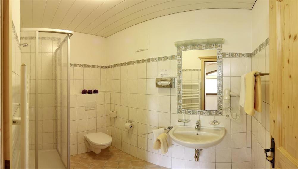 Double Room Shower