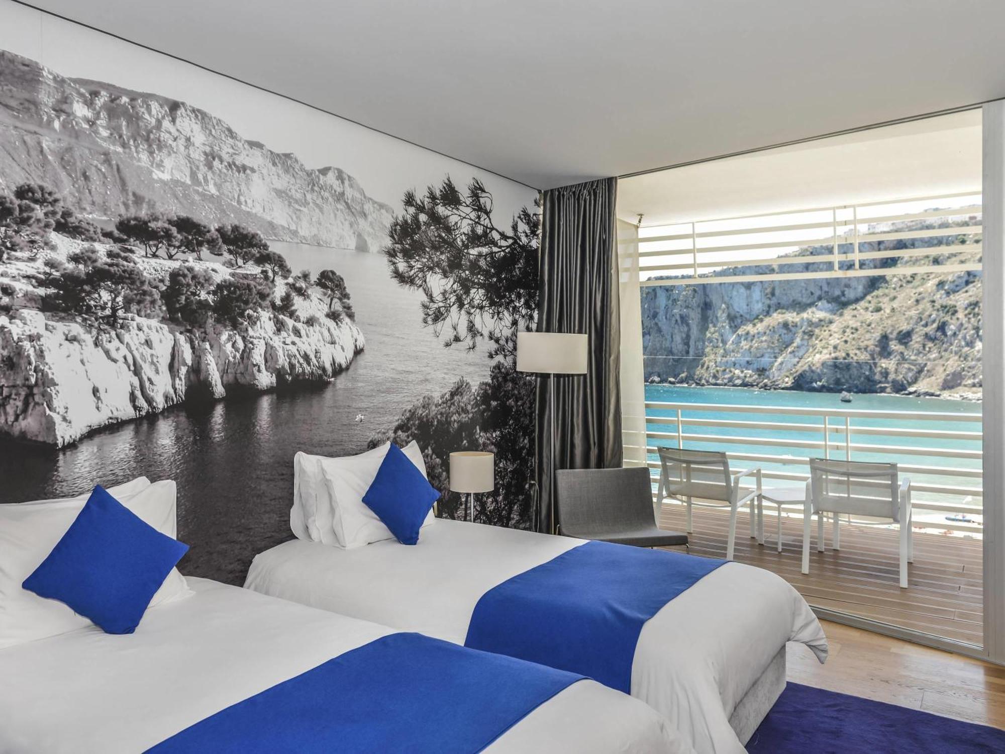 Standard Twin Room Ocean front Balcony