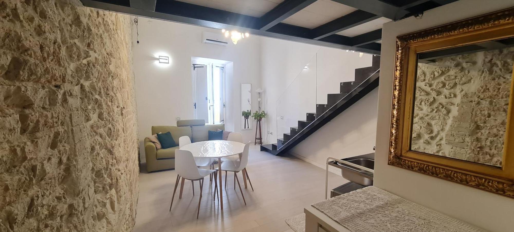 One-bedroom Loft Apartment