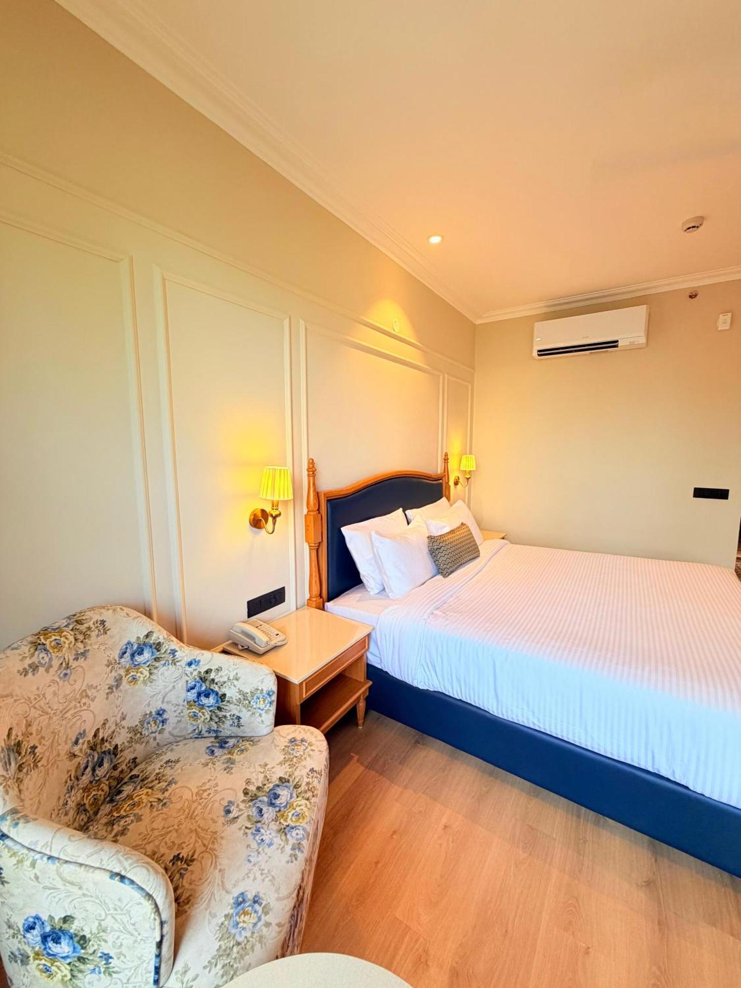 Deluxe Double Room Balcony