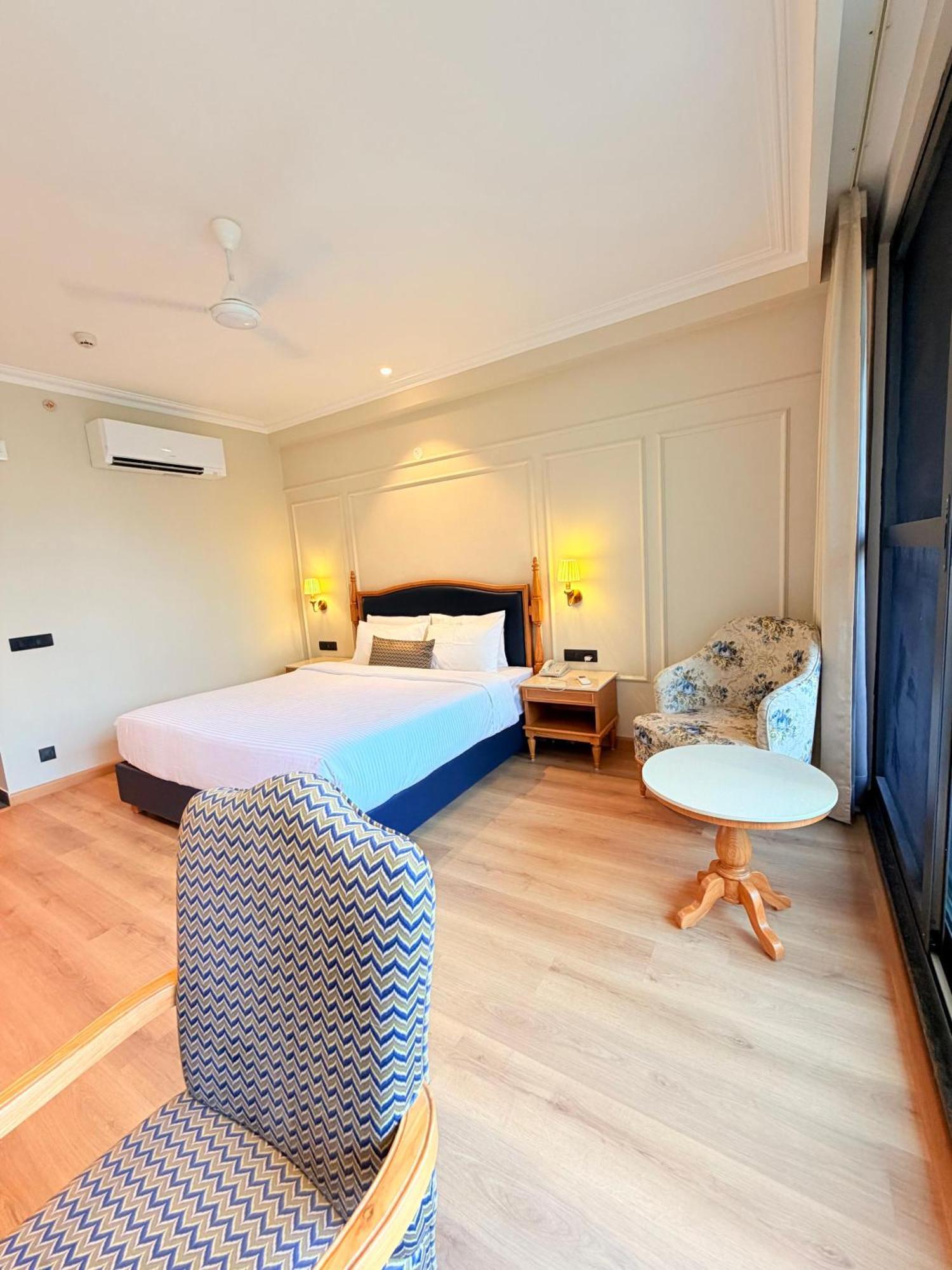 Deluxe Double Room Balcony