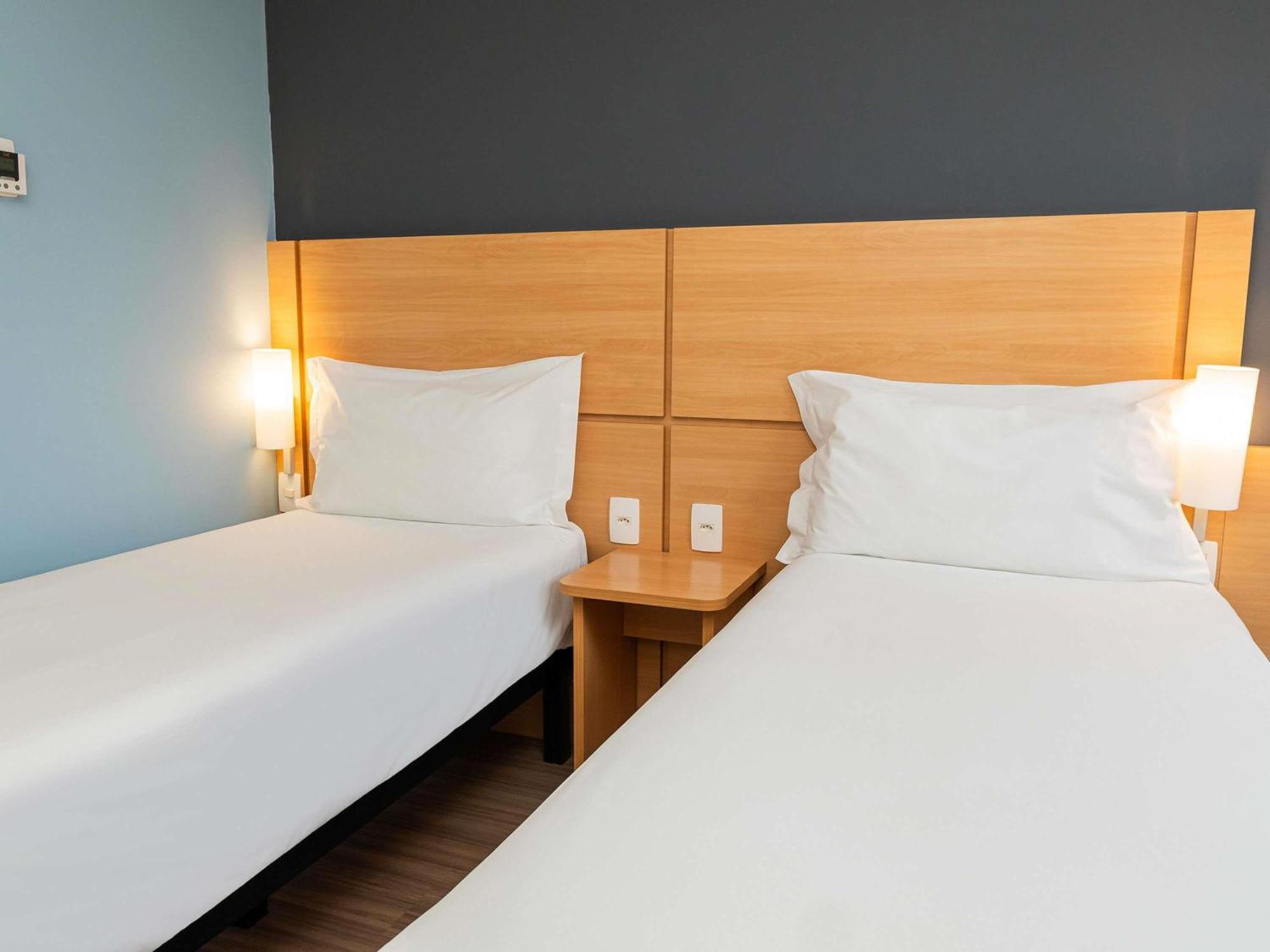 Standard Apartment Twin Beds