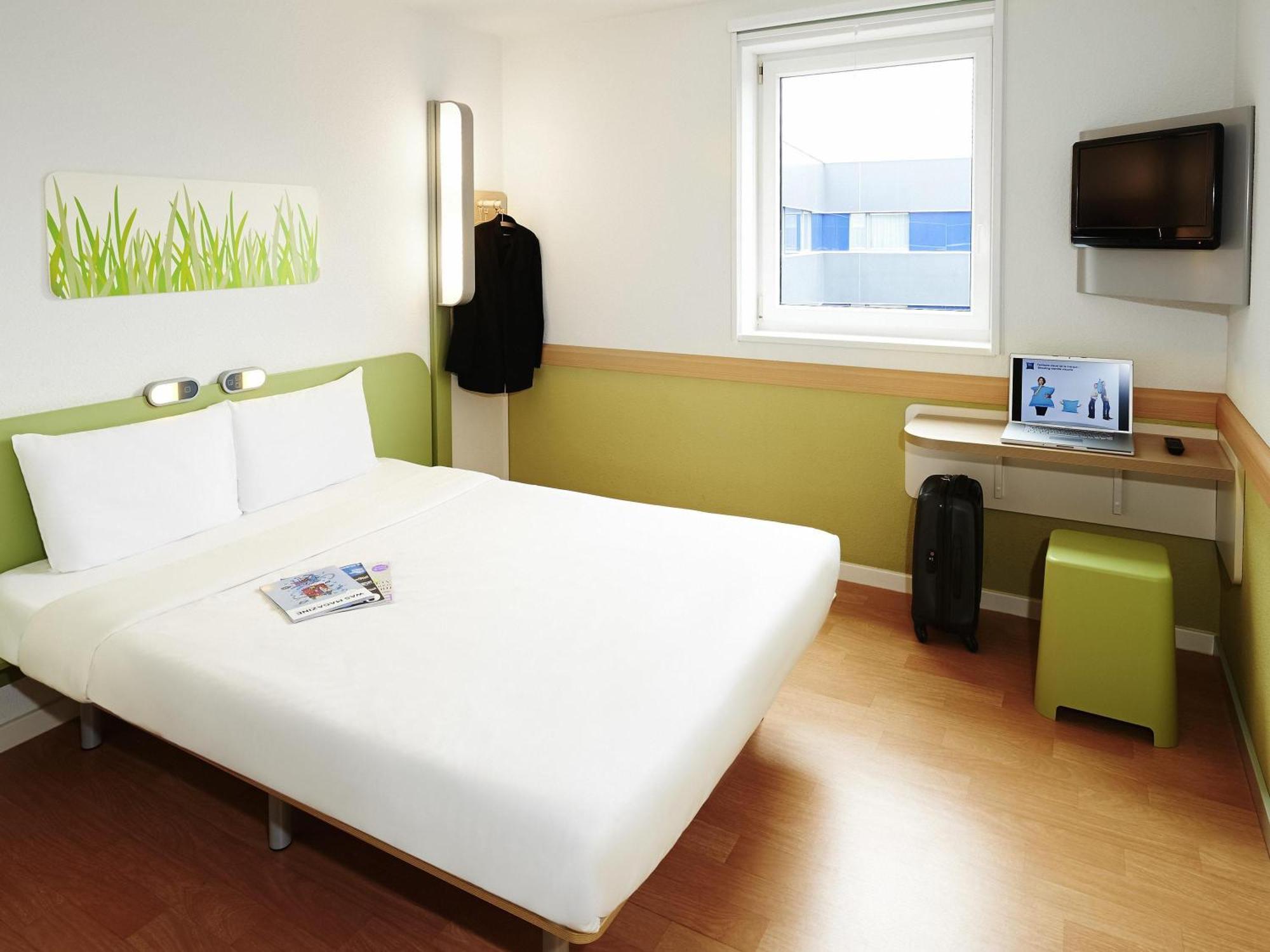 Standard Apartment One Double Bed