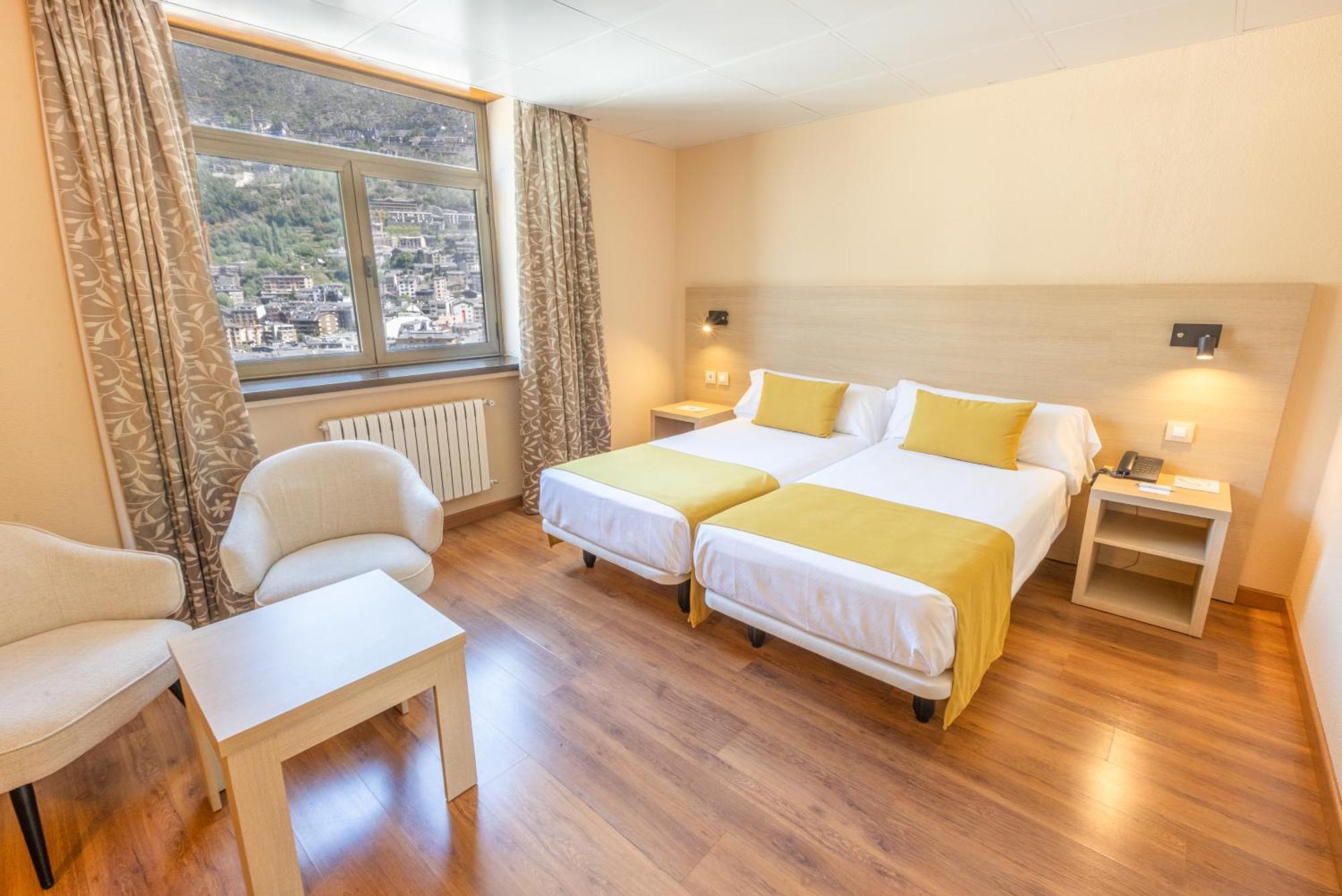 Double Room Mountain View Spa Access