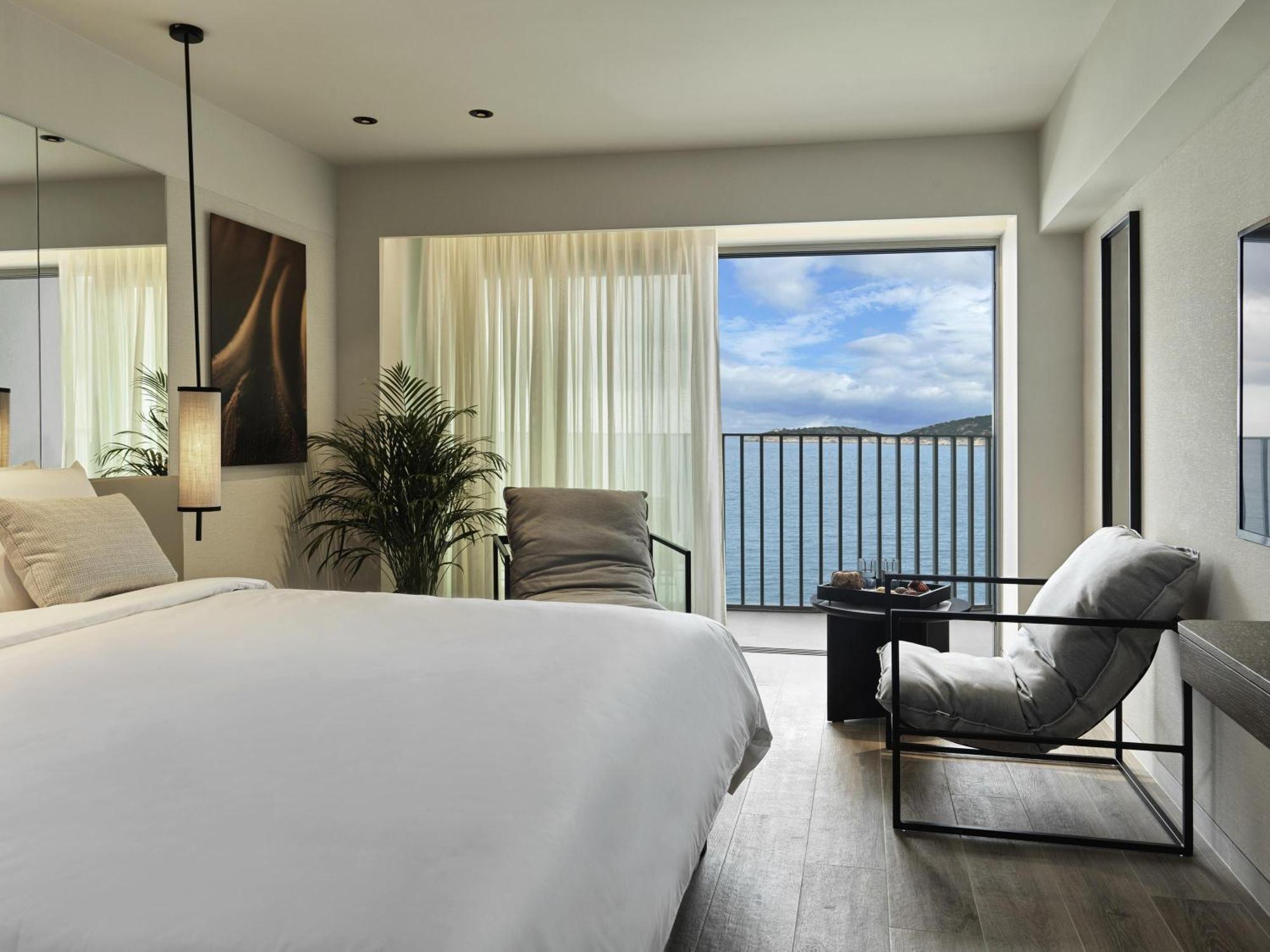 Deluxe Retreat Sea View