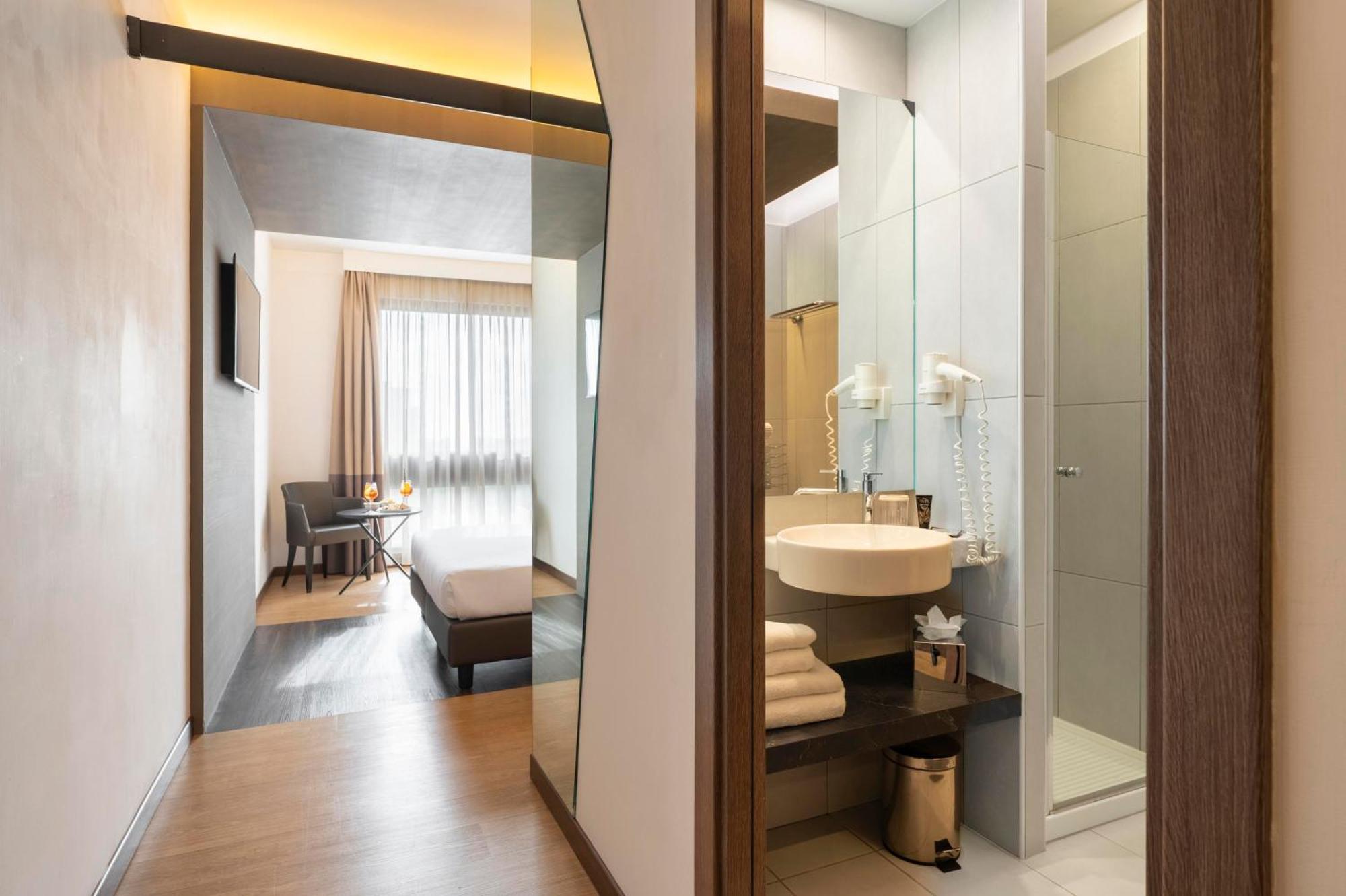 Classic Double or Twin Room