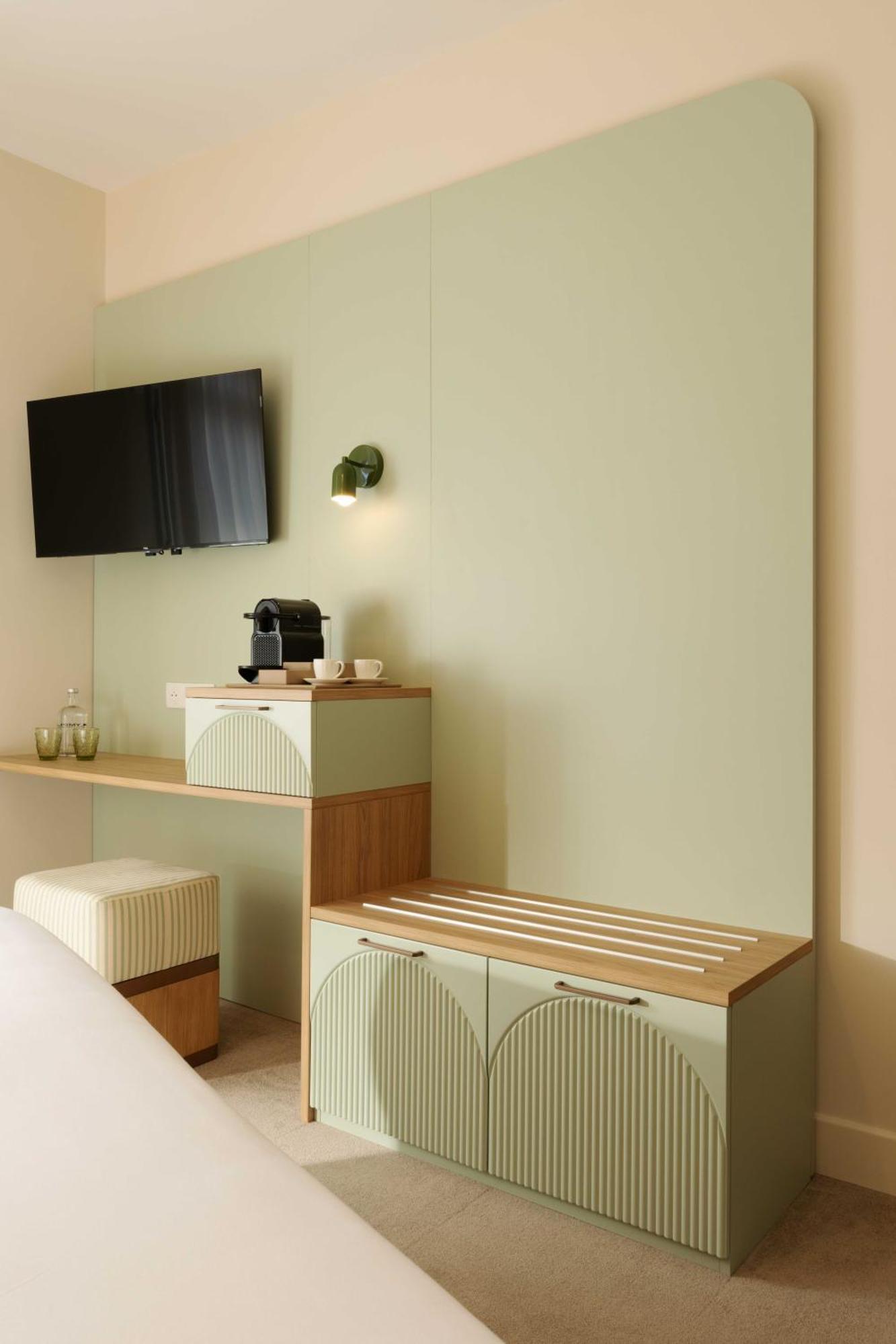 Superior Queen Room