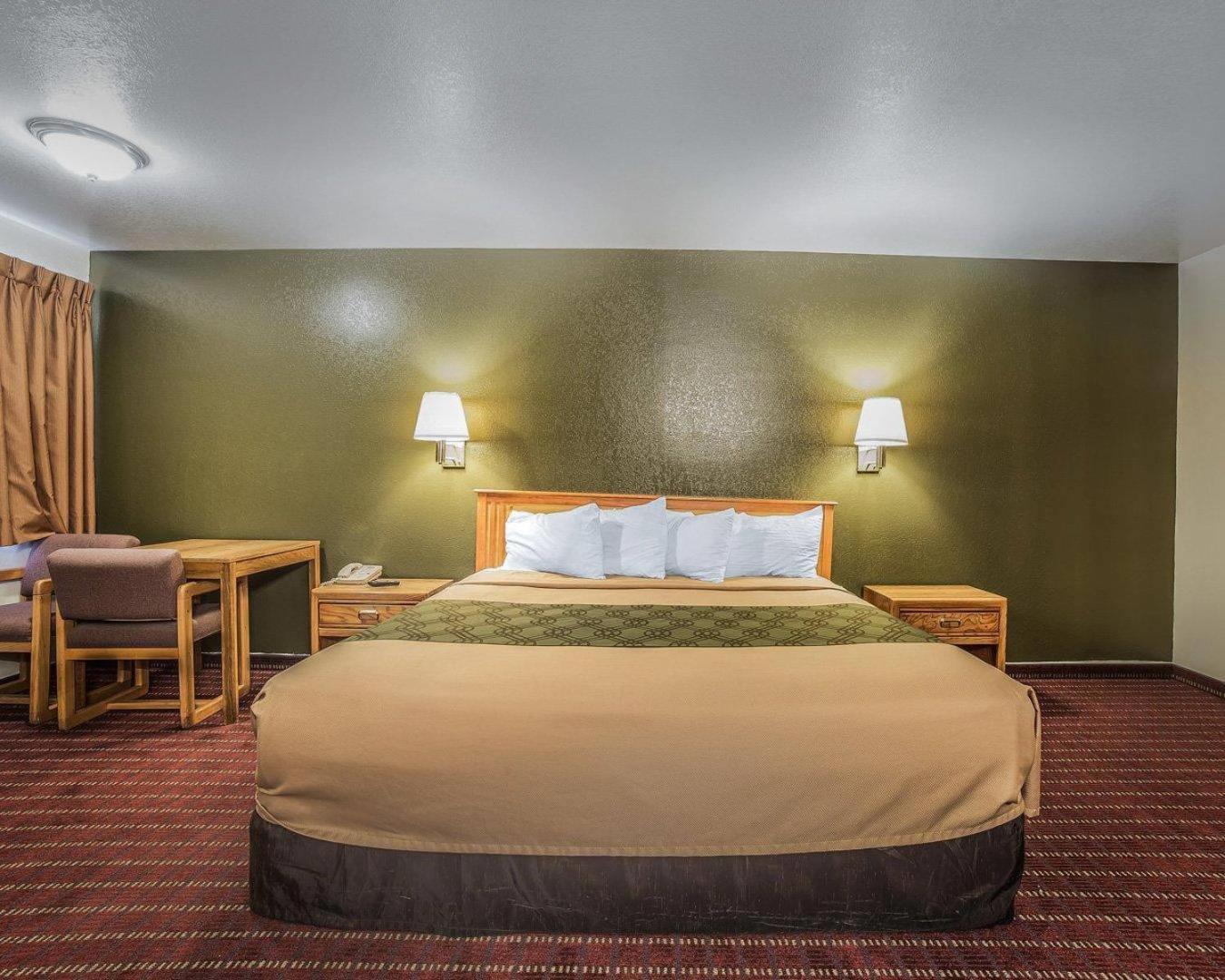 King Room - Non-Smoking