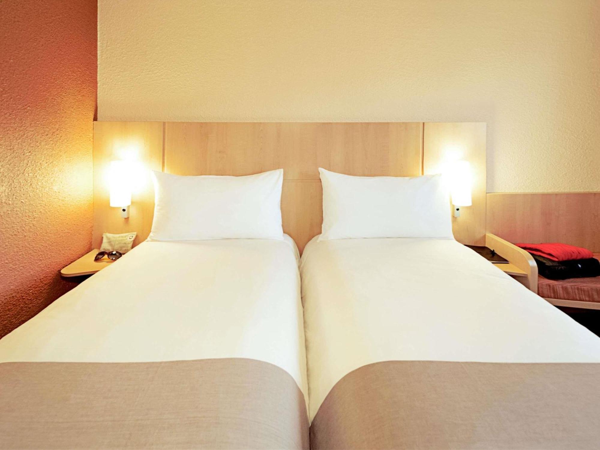 Standard Room Two Single Beds