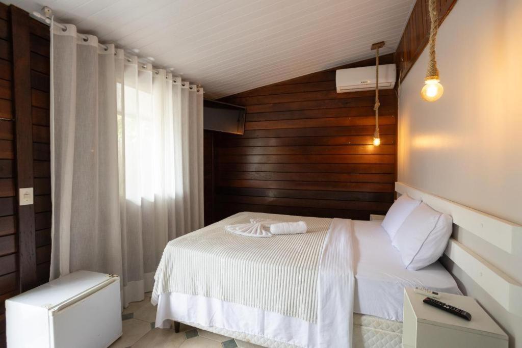 Deluxe Queen Suite