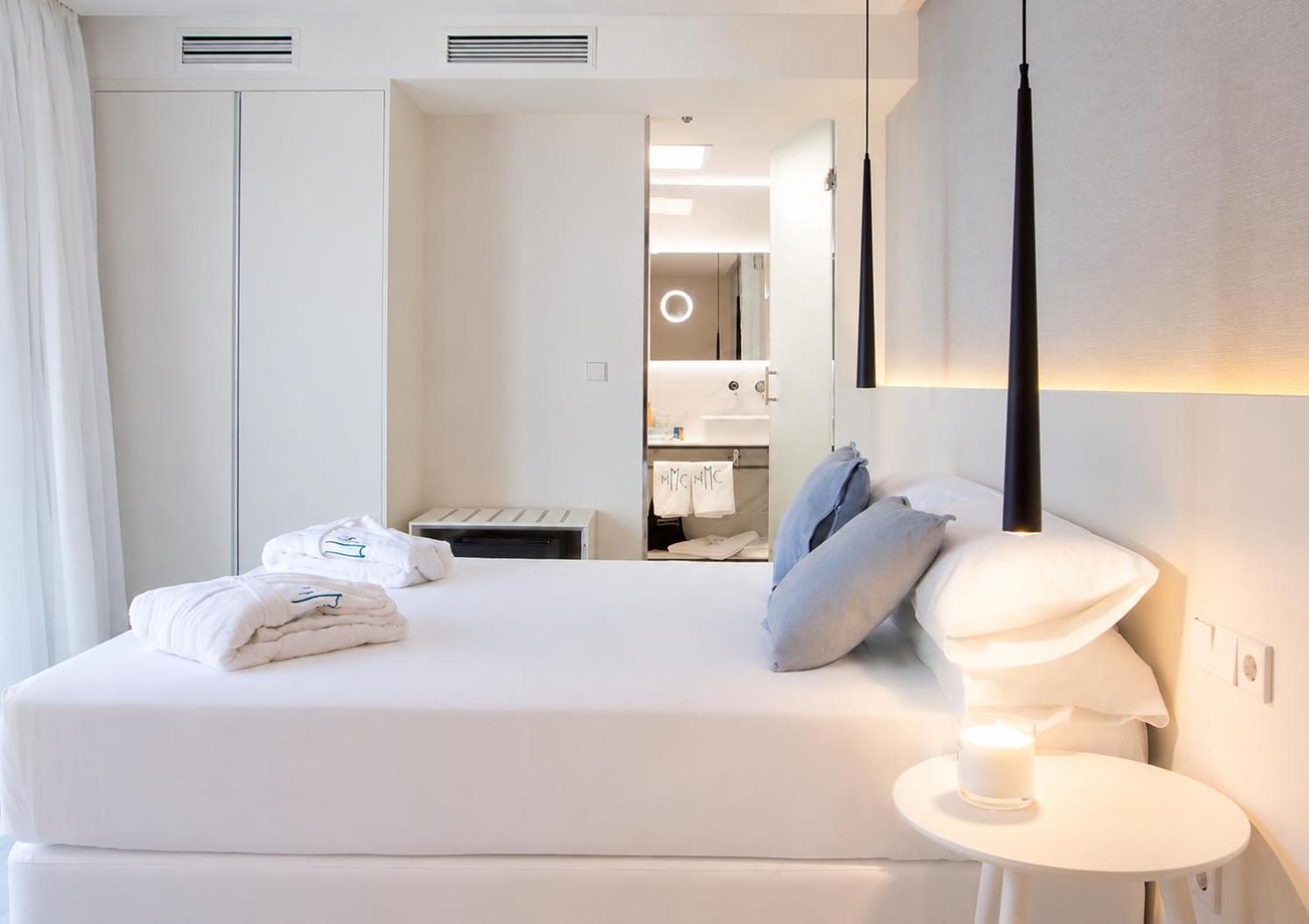 Standard Double or Twin Room Balcony