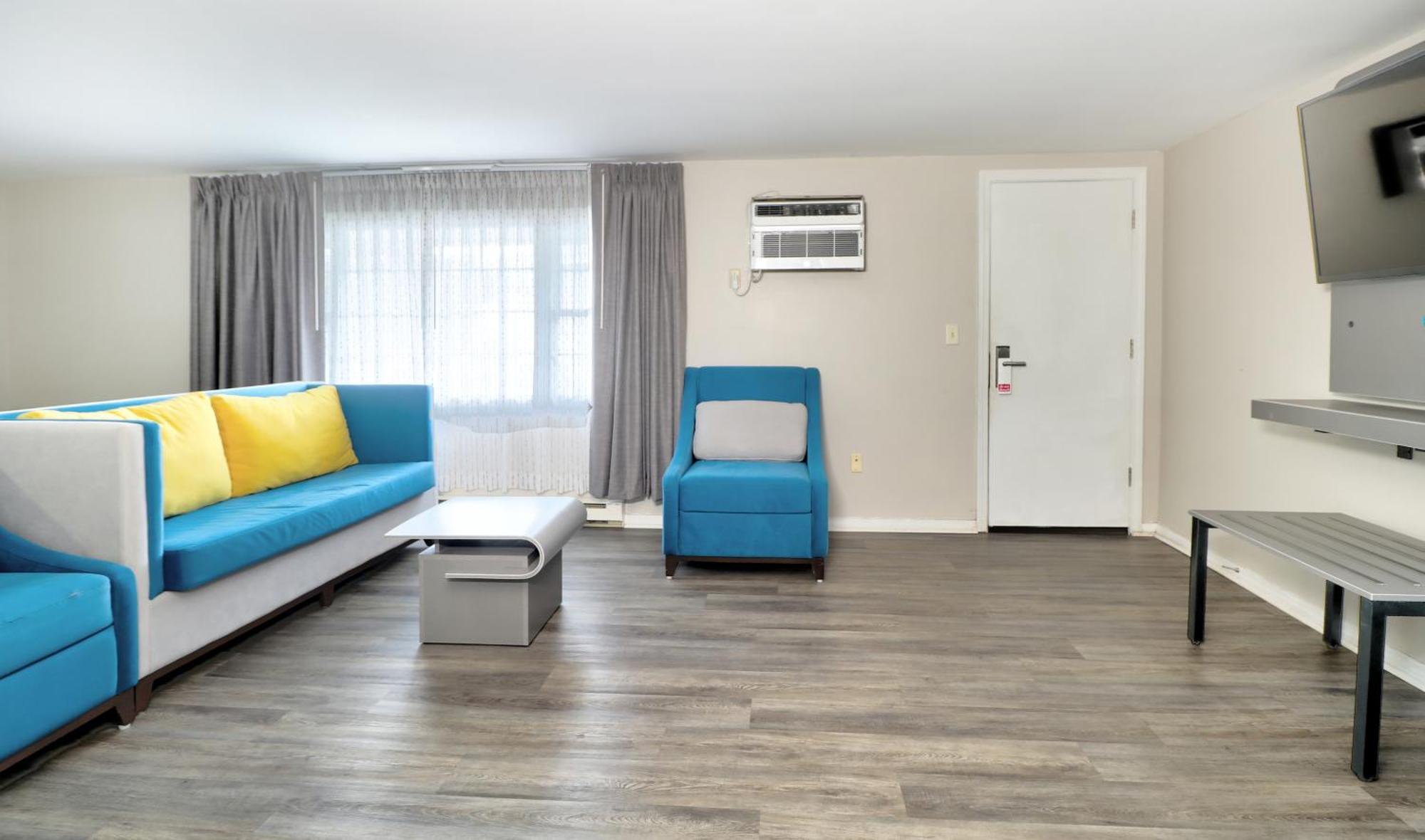 Two-Bedroom Suite Two Queen Beds
