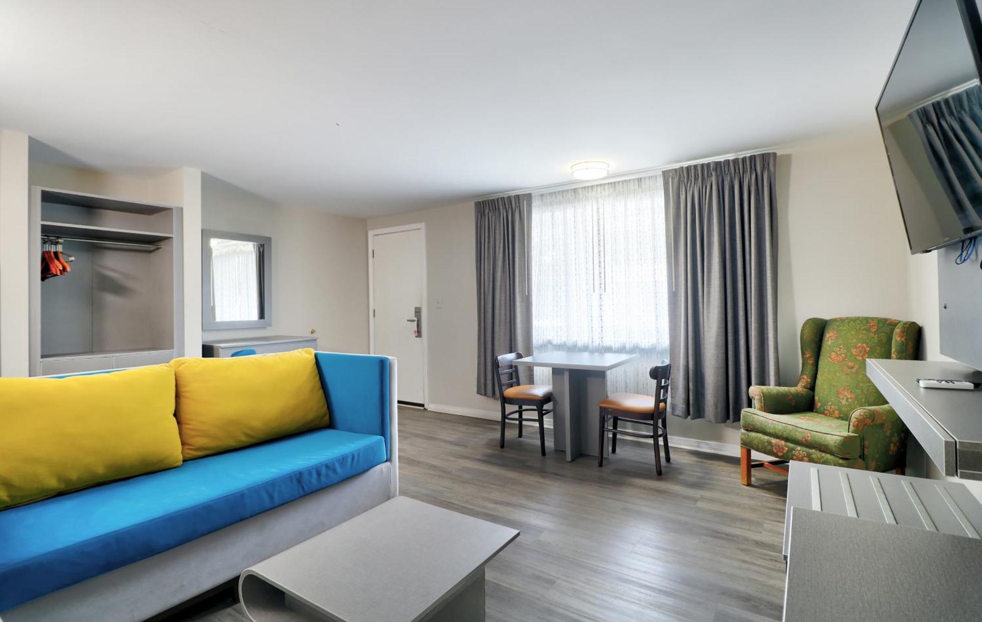 Two Queen Beds Efficiency