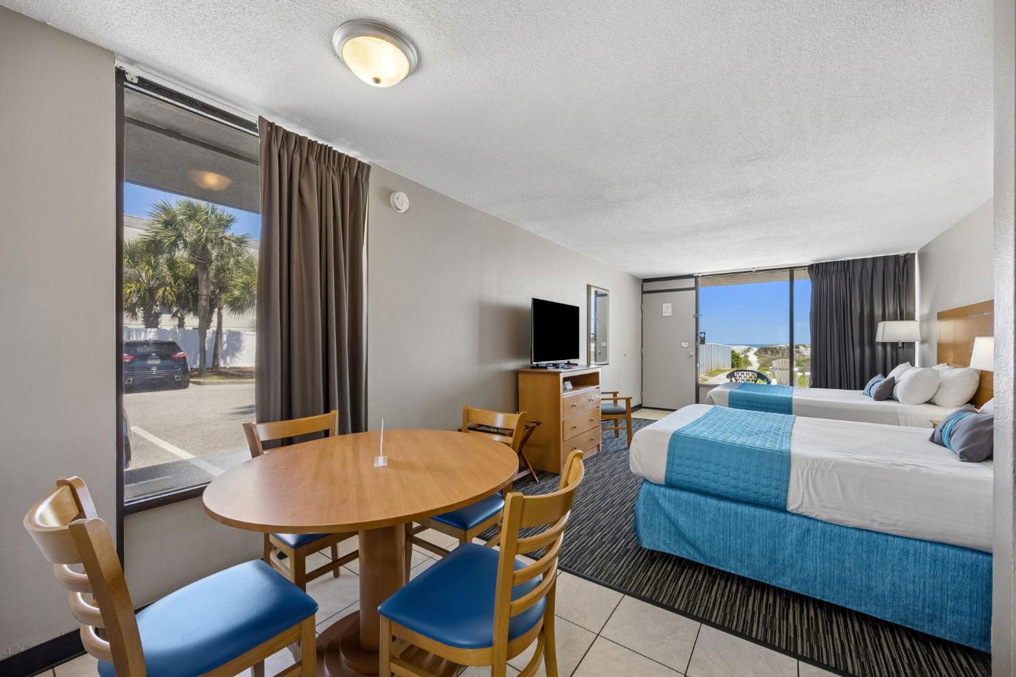 Superior Queen Room Two Queen Beds Ocean Front