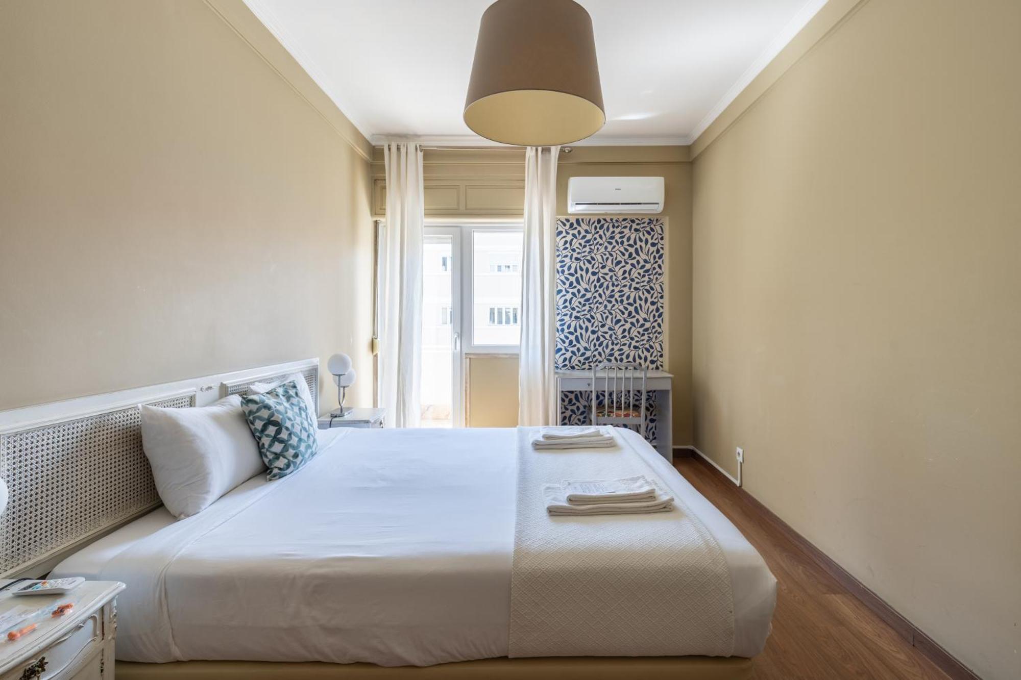 Double Room Private Bathroom
