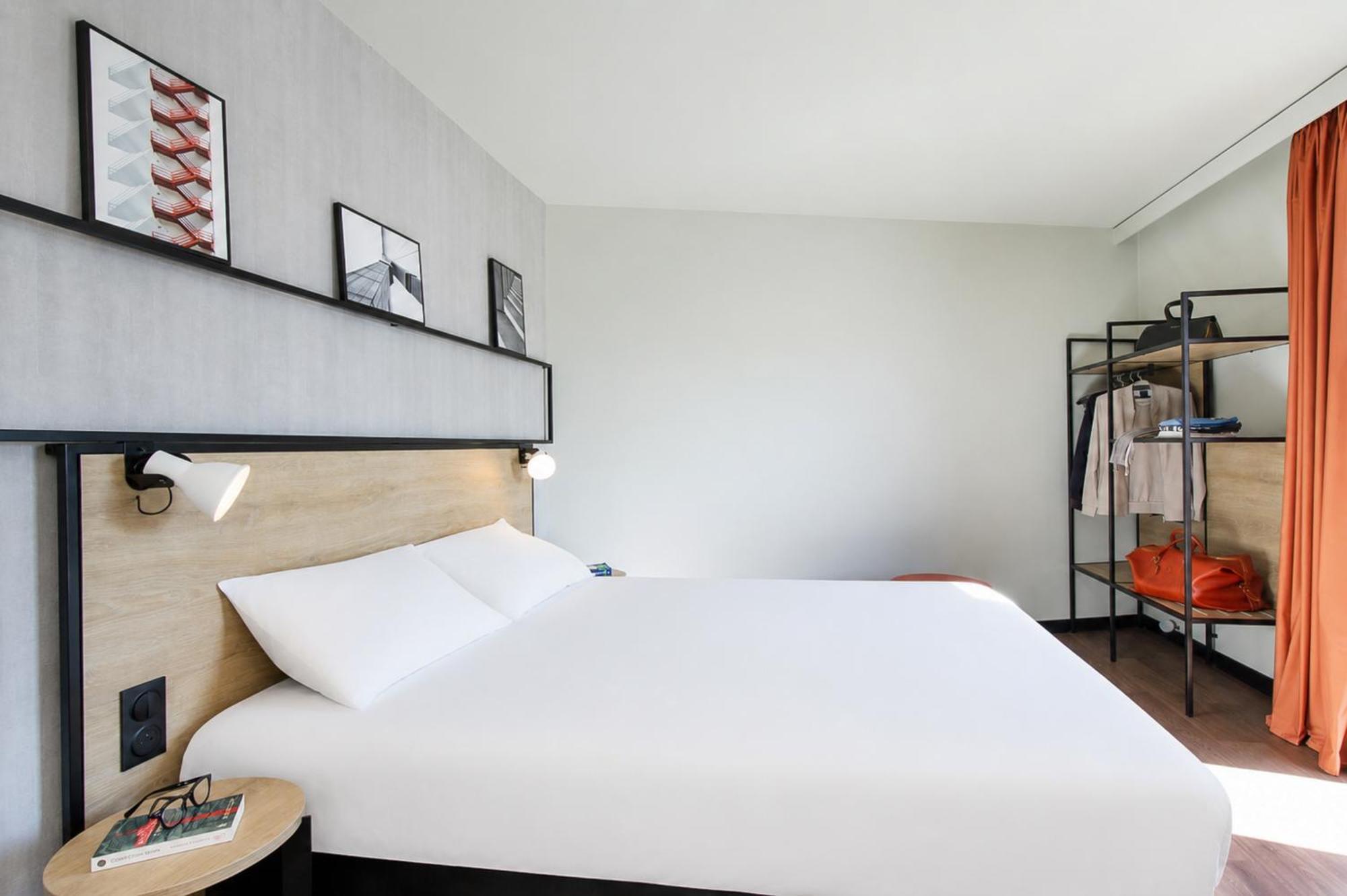 Triple Room One Double Bed One Sofa Bed,1771855030:JPEG