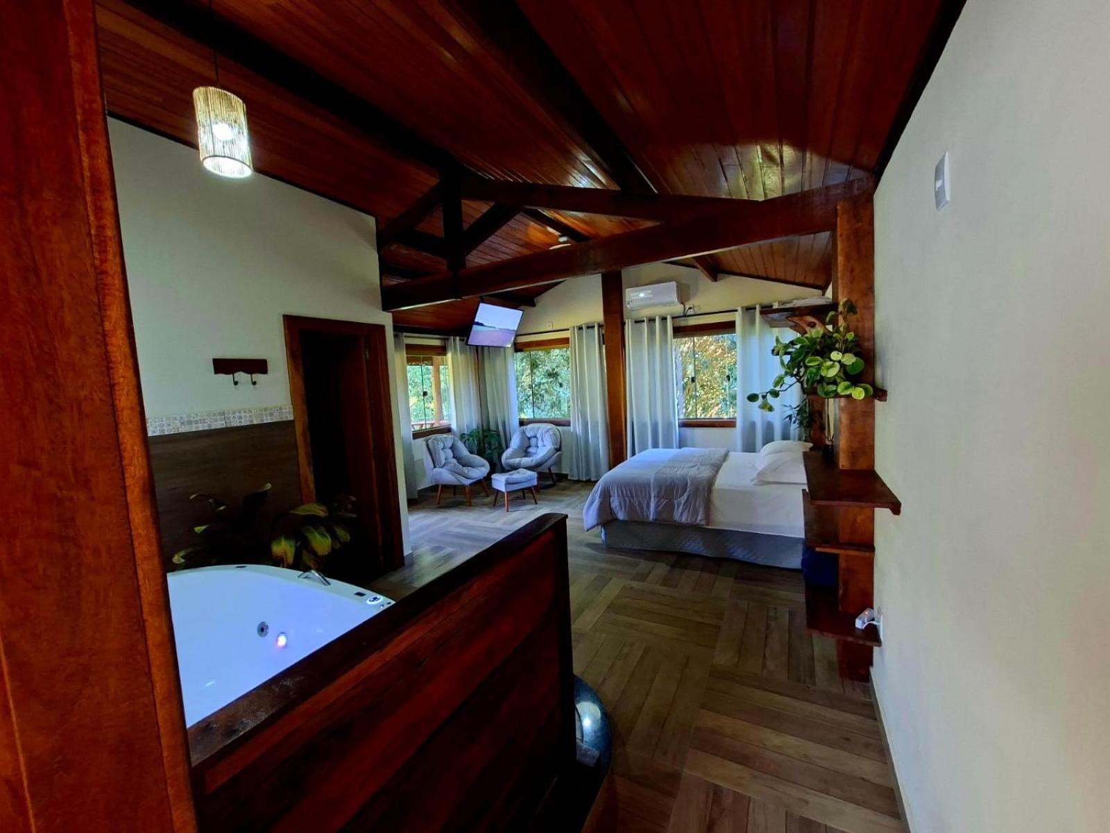 Queen Room Spa Bath
