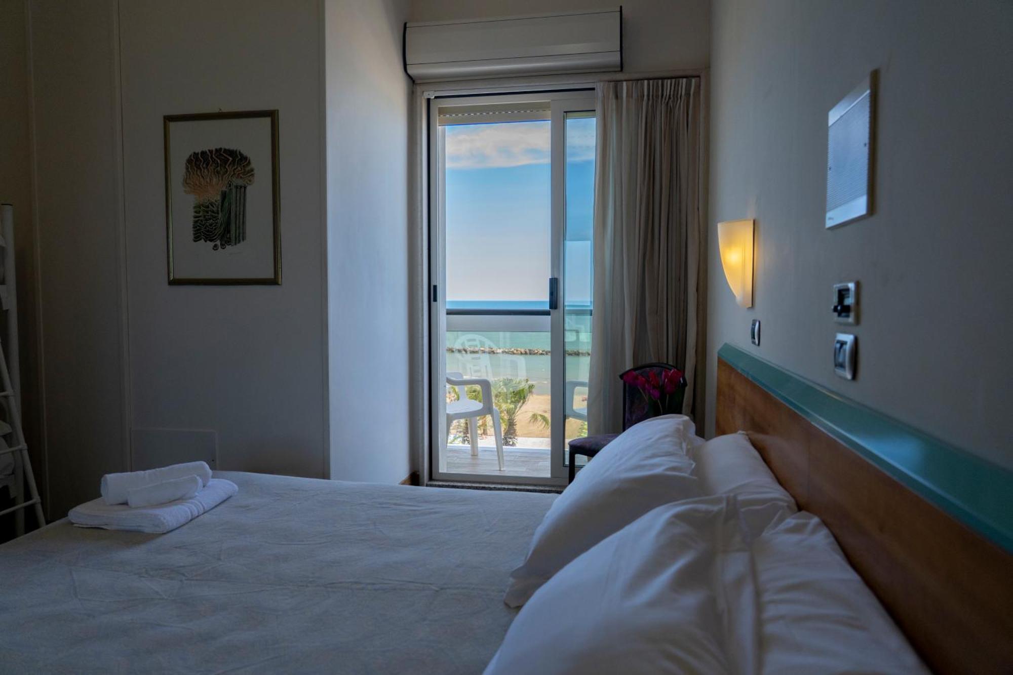 Quadruple Room Sea View