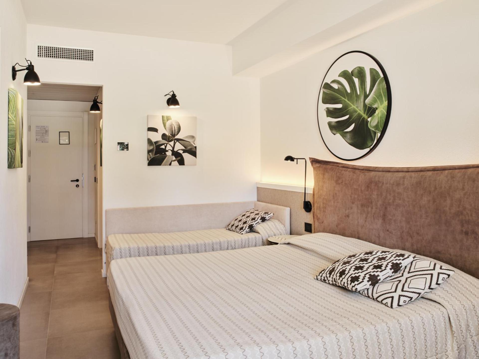 Superior Triple Room