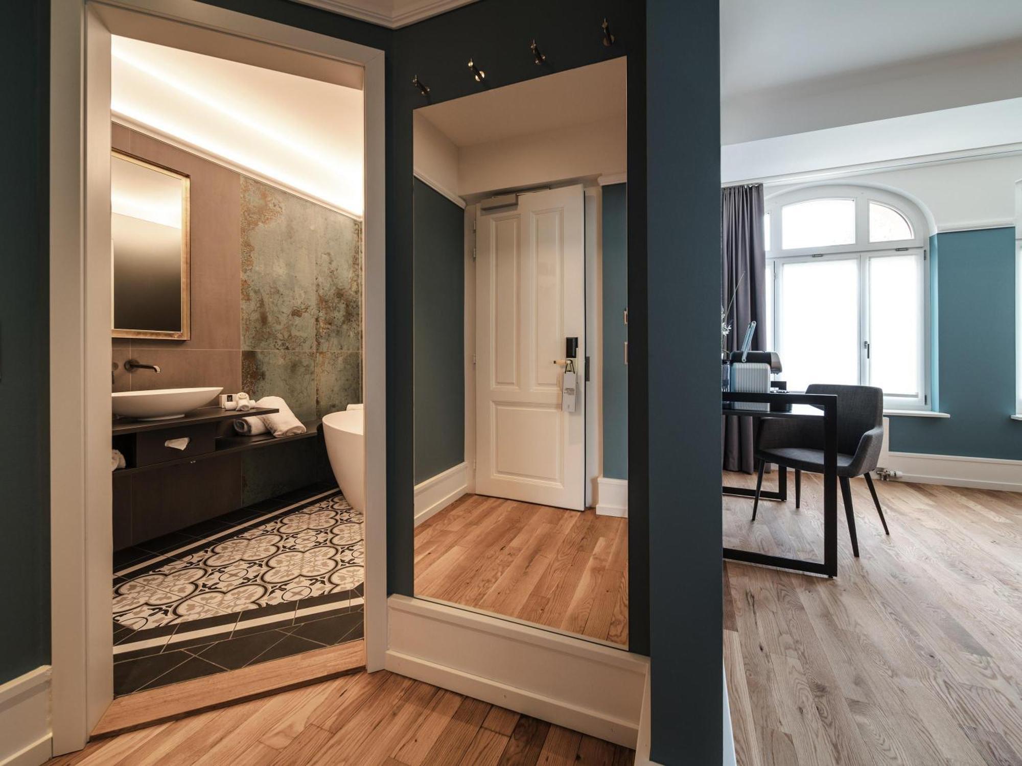 Premium Room