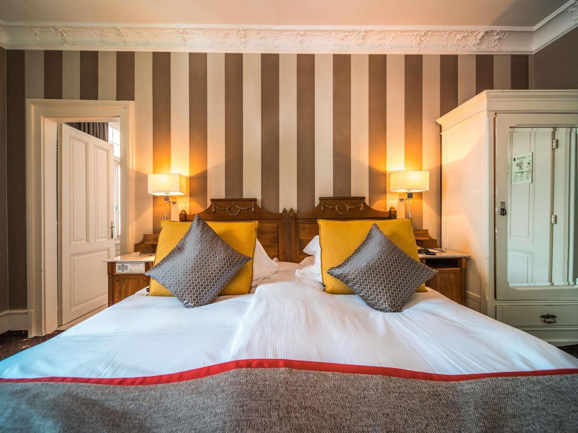 Royal Classic Room