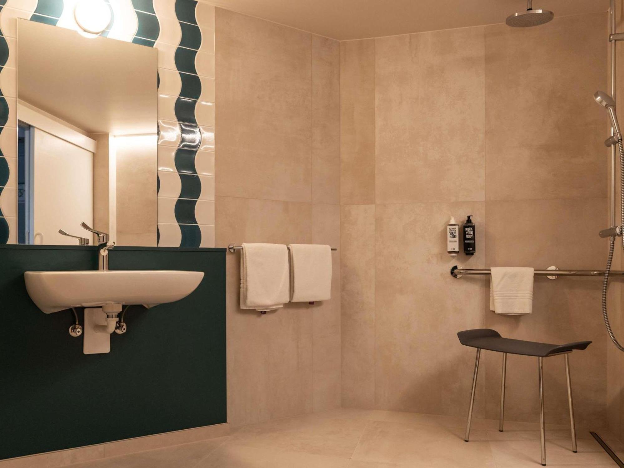 Standard Double Room Disability Access