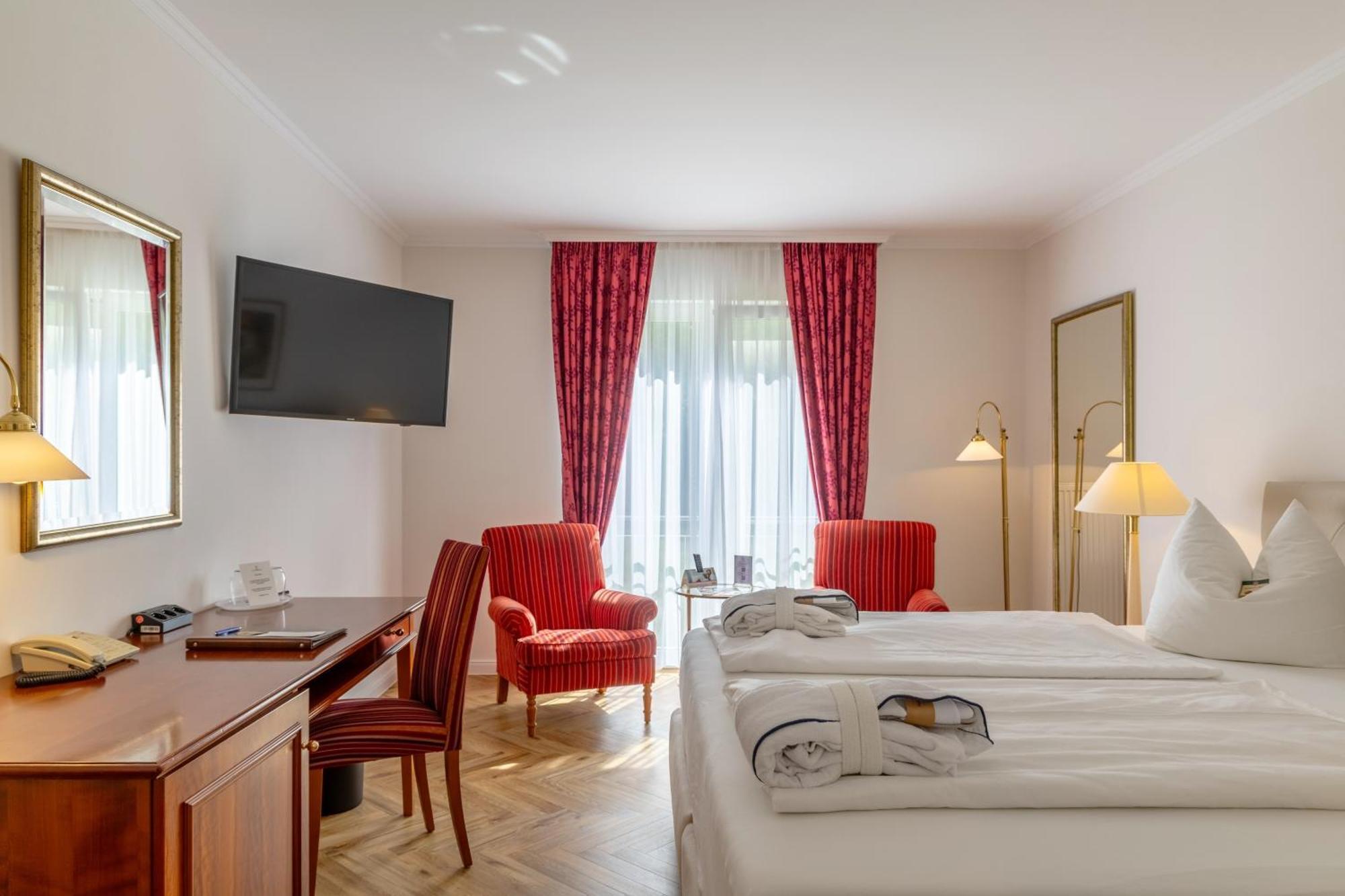 Superior King Room