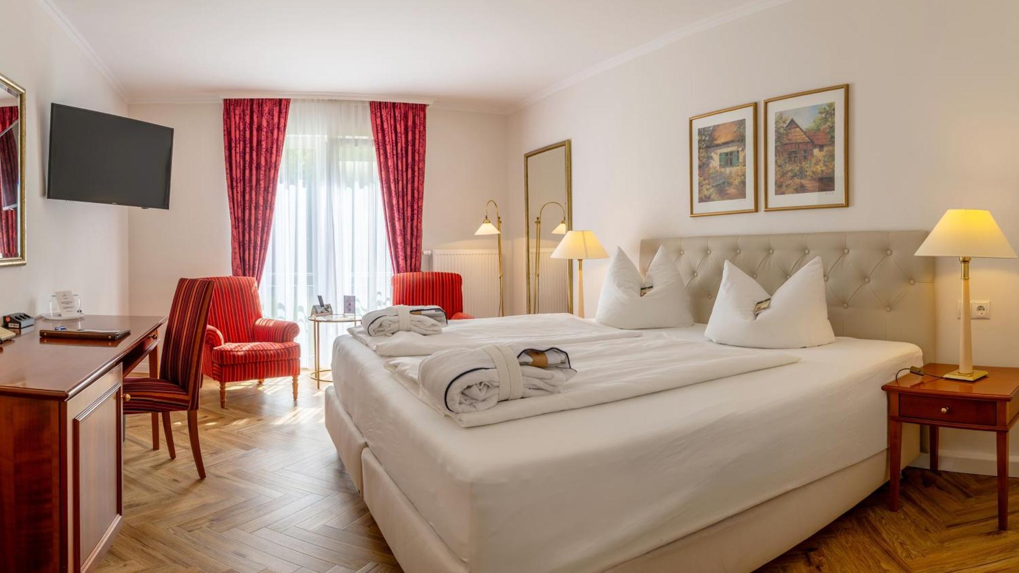 Superior King Room