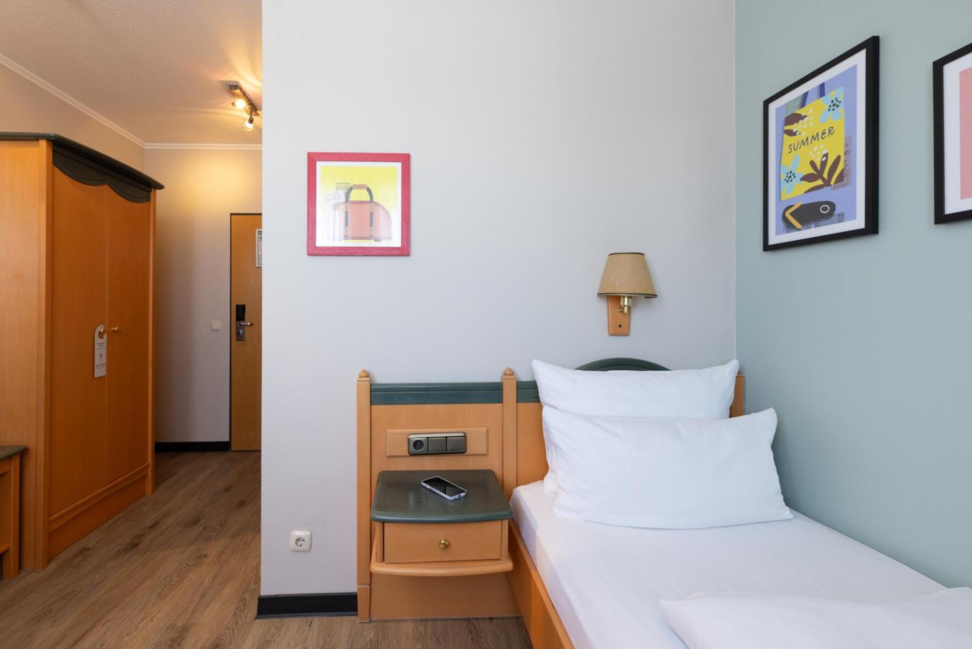 Comfort Single Room