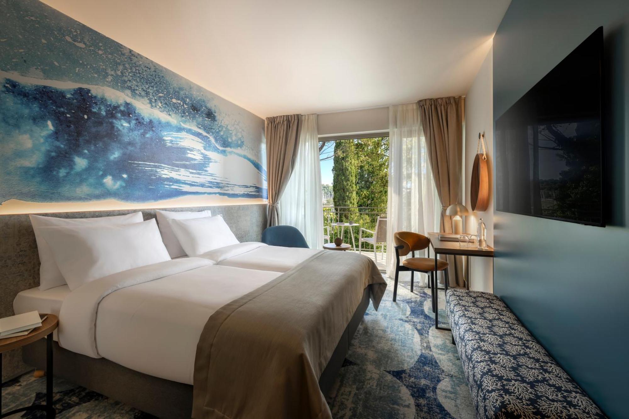 Superior Double Room or Twin Room Balcony