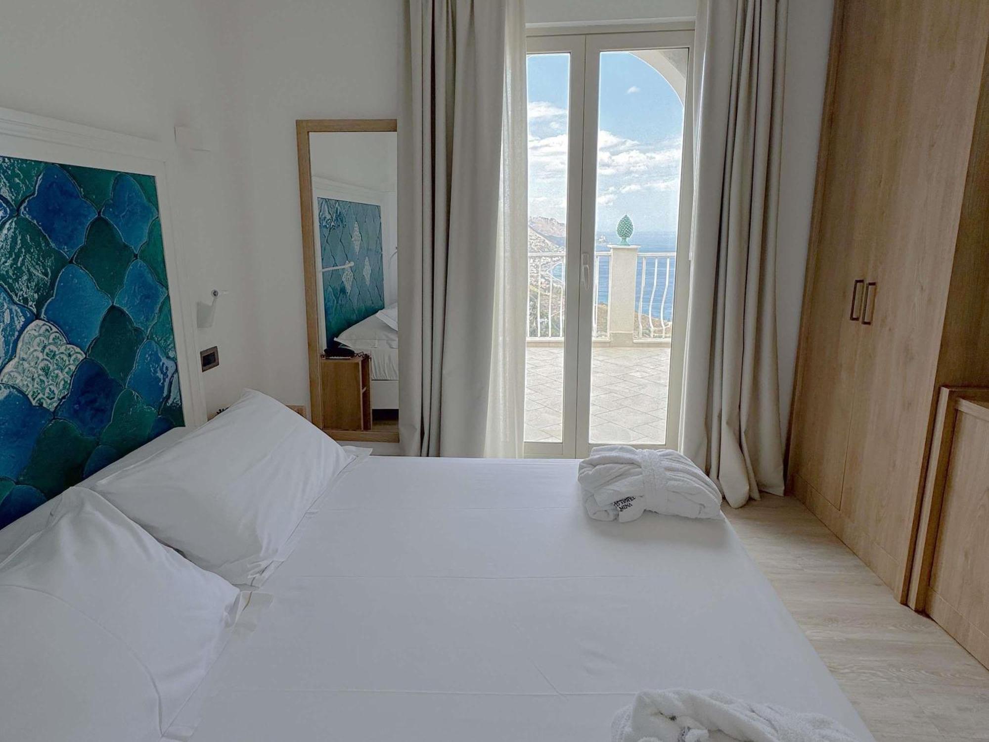 Camera Deluxe con Letto Queen-Size e Divano-Letto