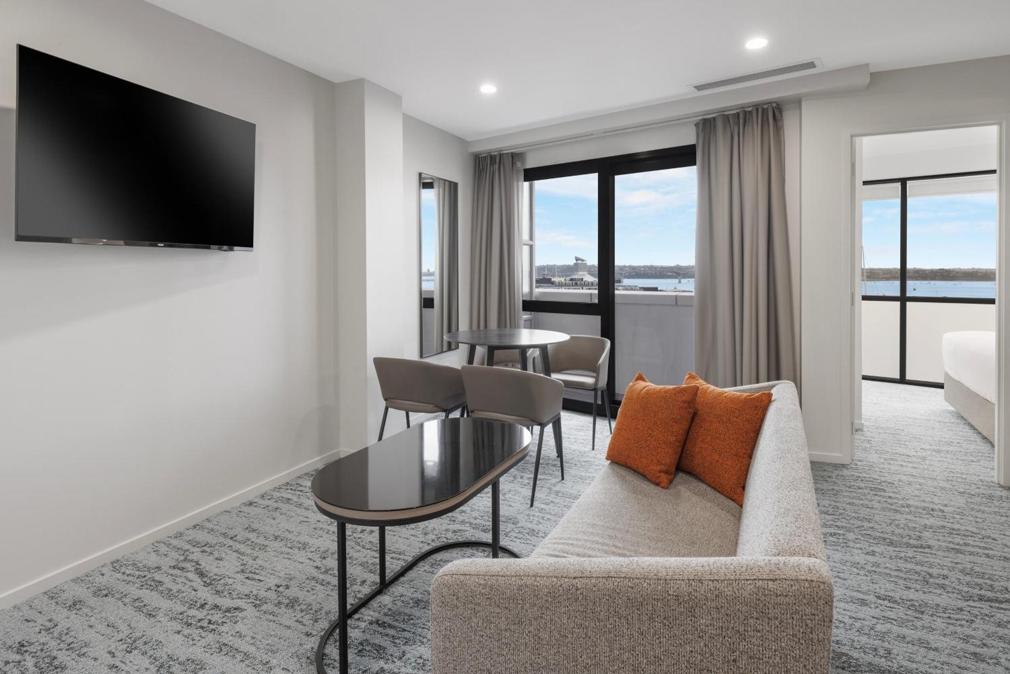 Two-Bedroom Apartment Harbour View