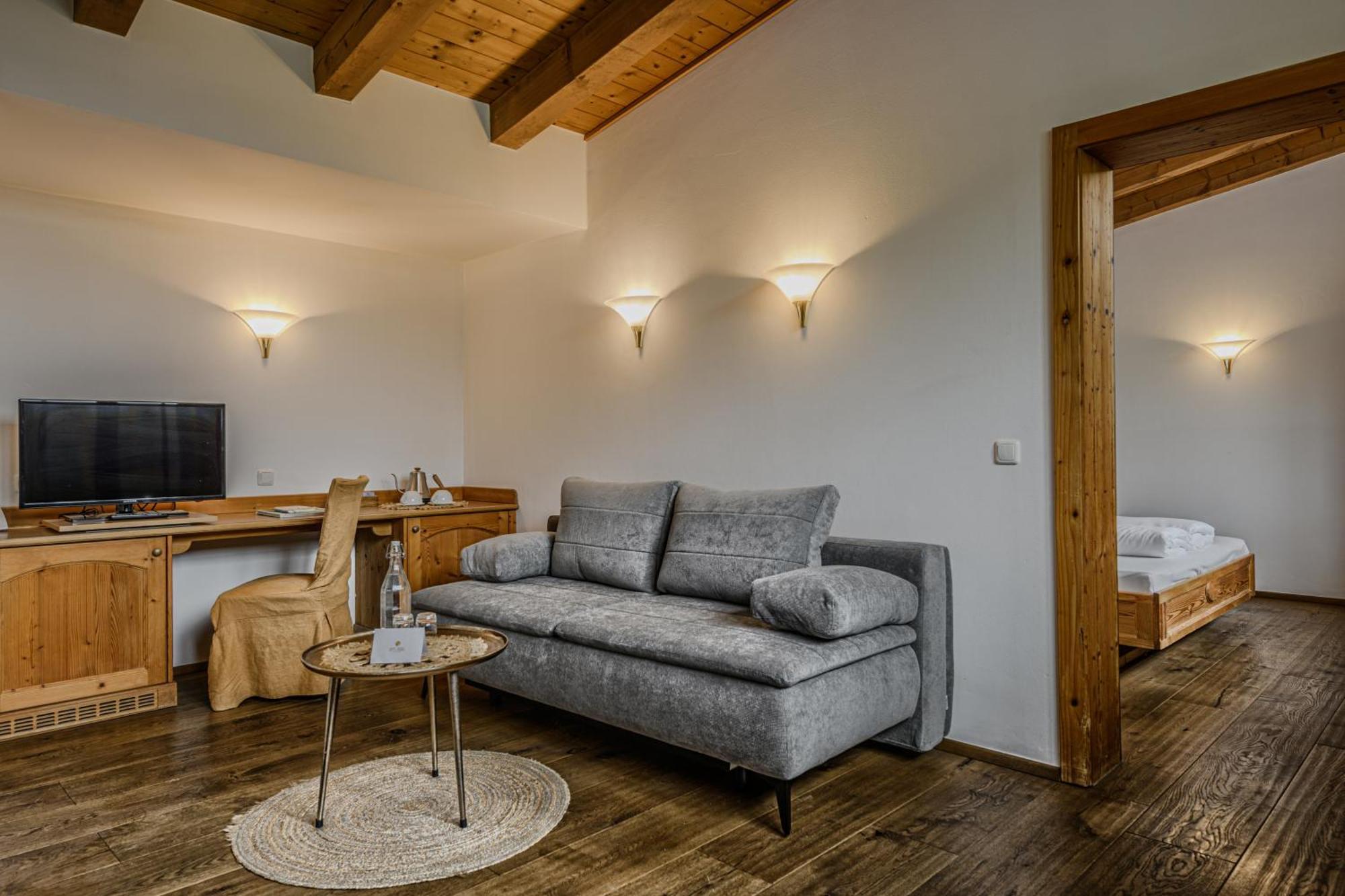 Standard Family Room