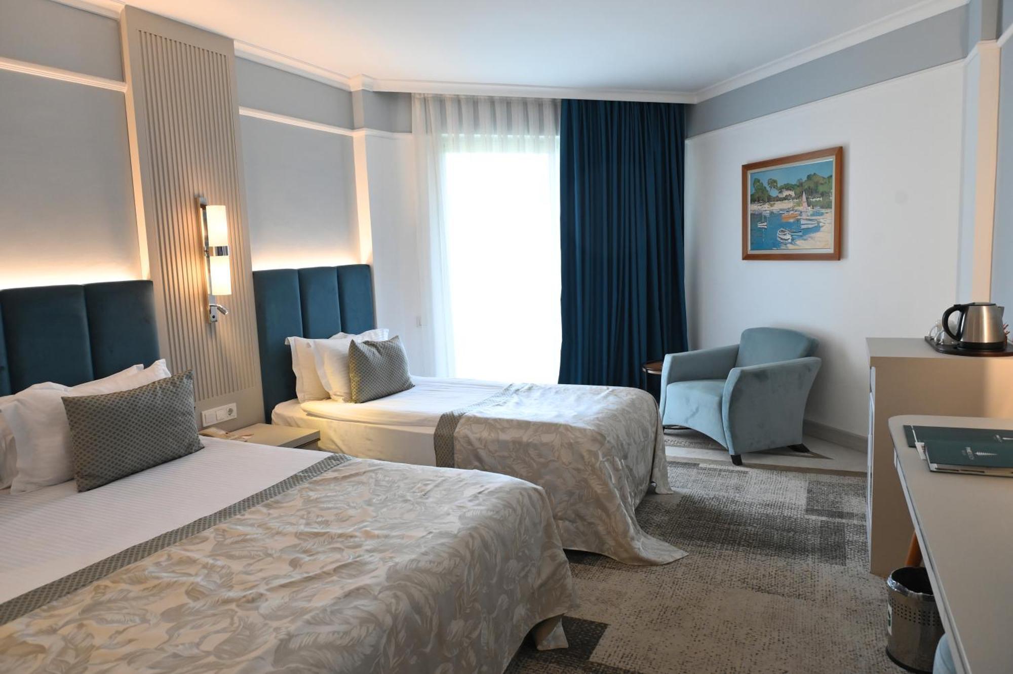 Double or Twin Room Garden View