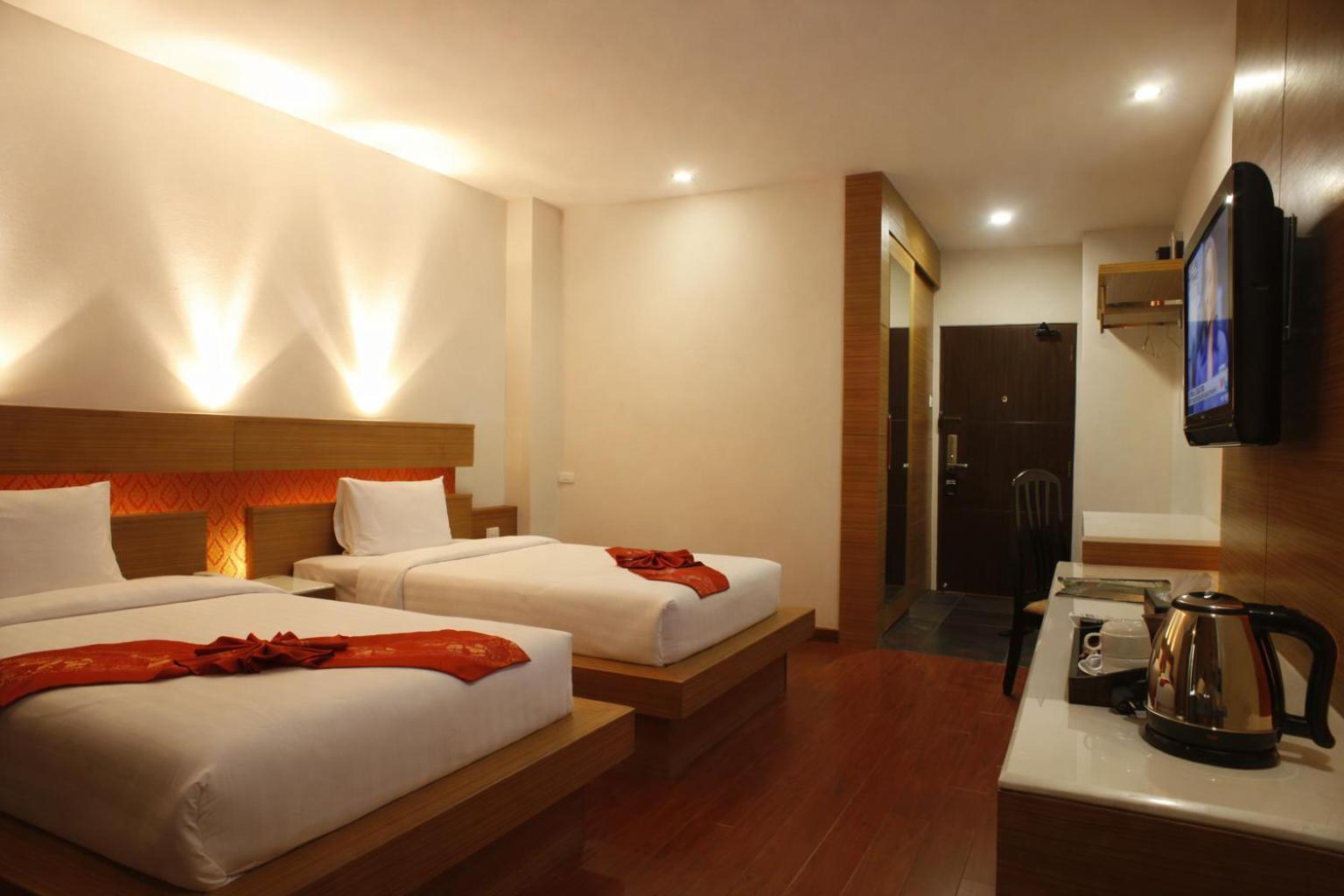 Standard Twin Room
