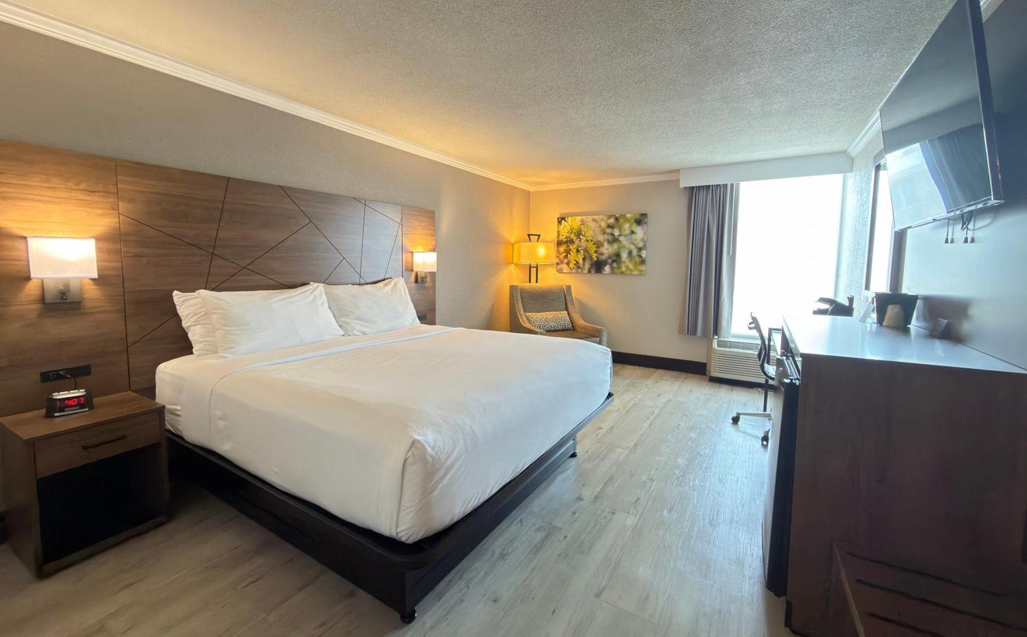 King bed Non-Smoking