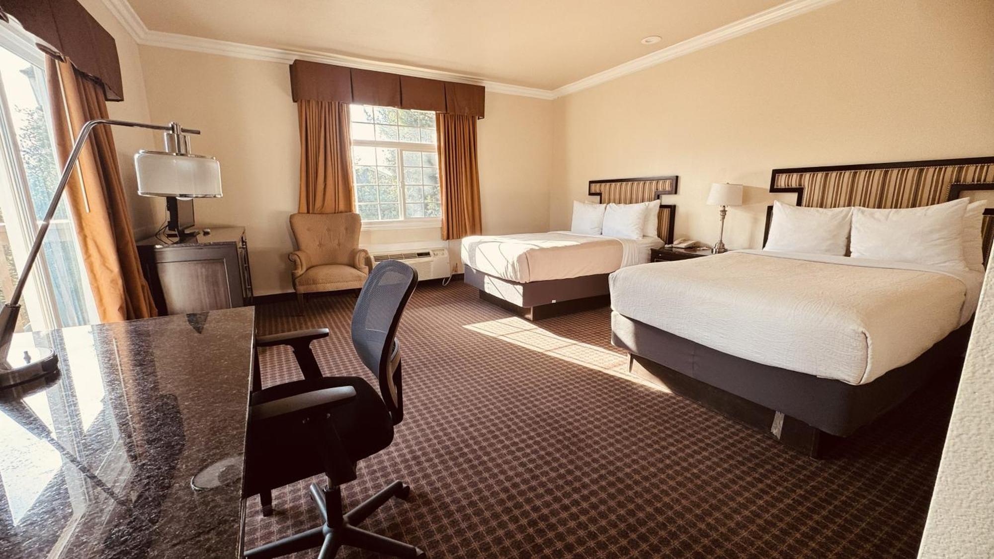 Queen Room Two Queen Beds Non-Smoking