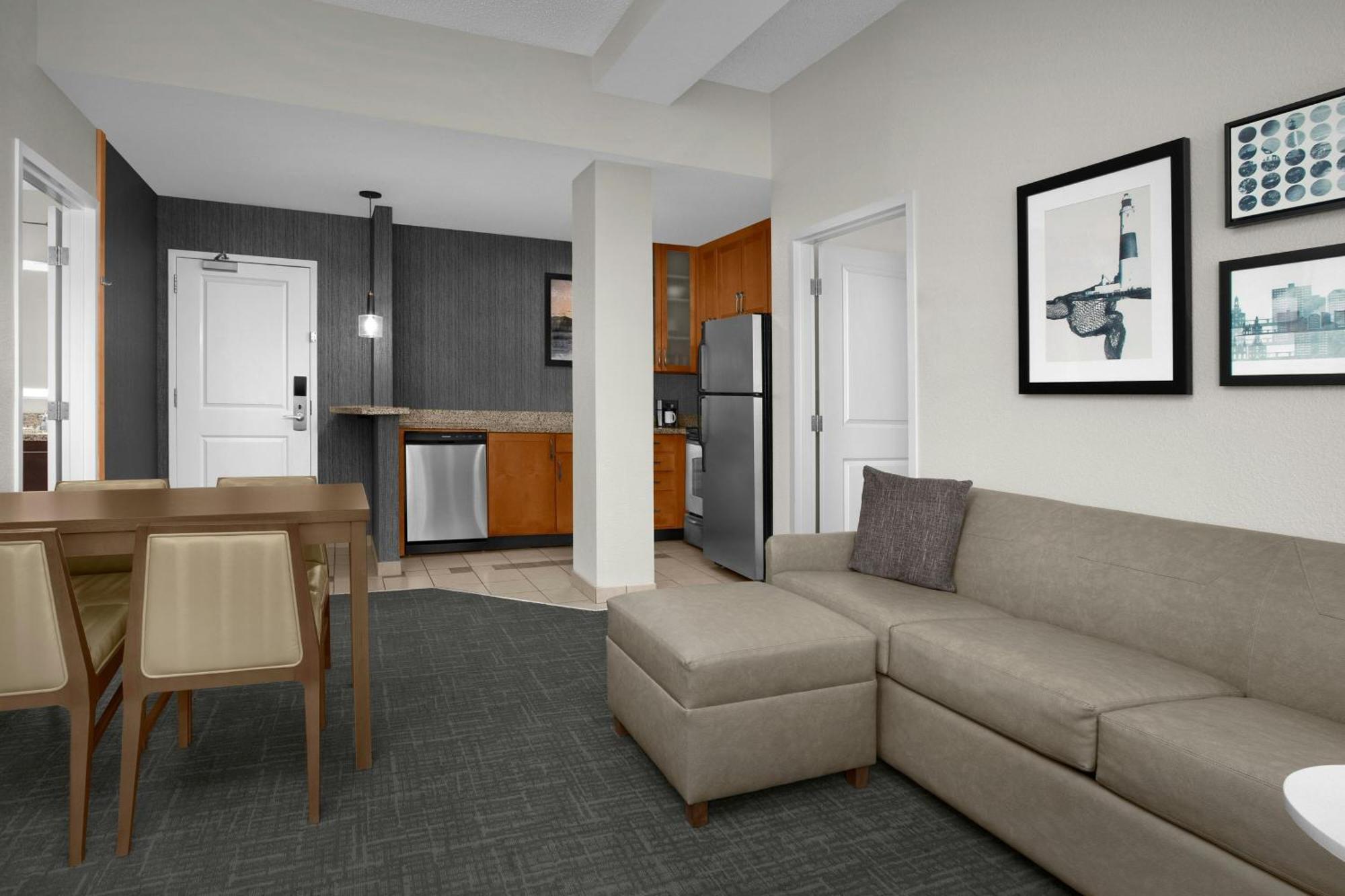 Two-Bedroom King Suite