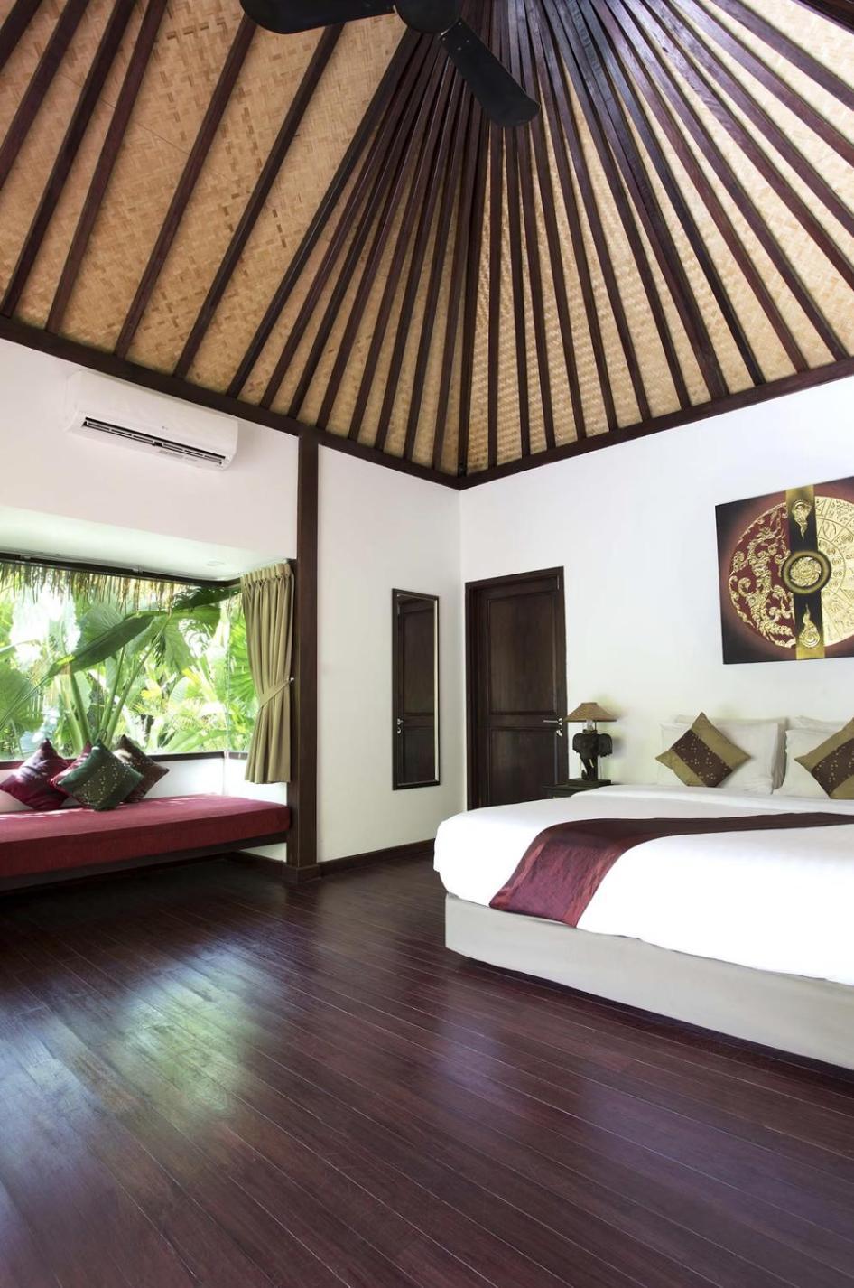Balinese Luxury Beachfront Row 2