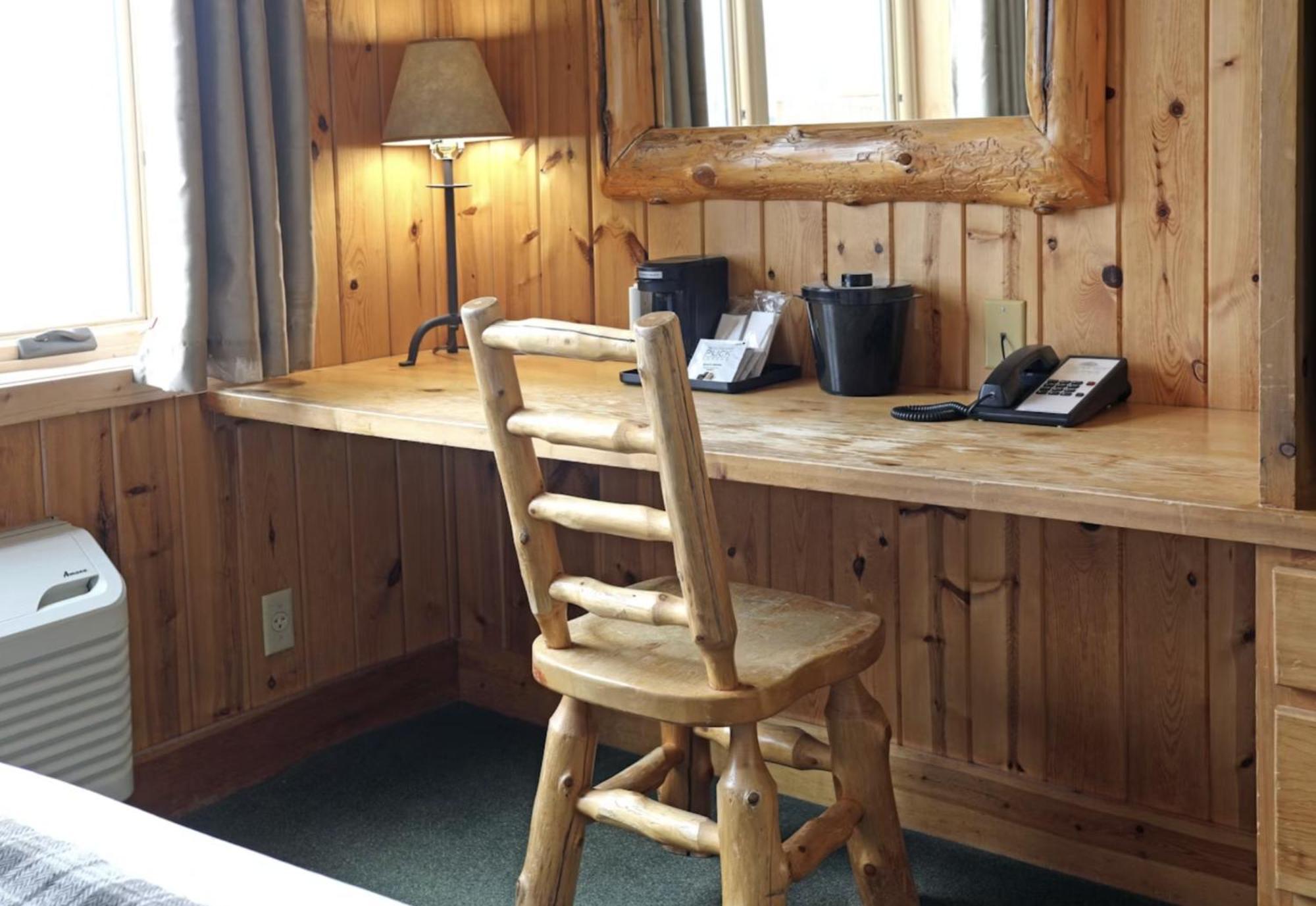 Lakeview Double Guest Room