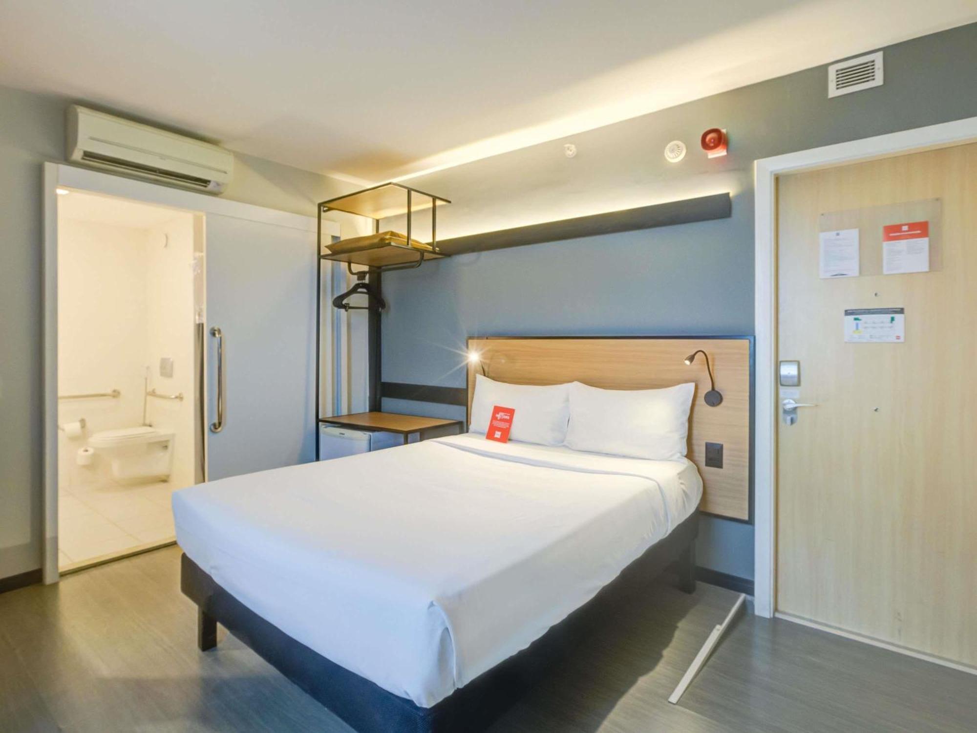 Standard Double Room Disability Access