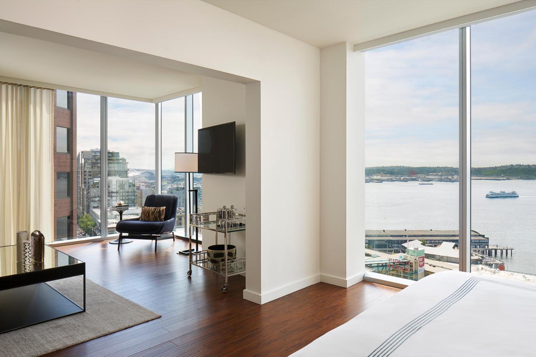 Studio Suite Water View Accessible Shower Disability Access